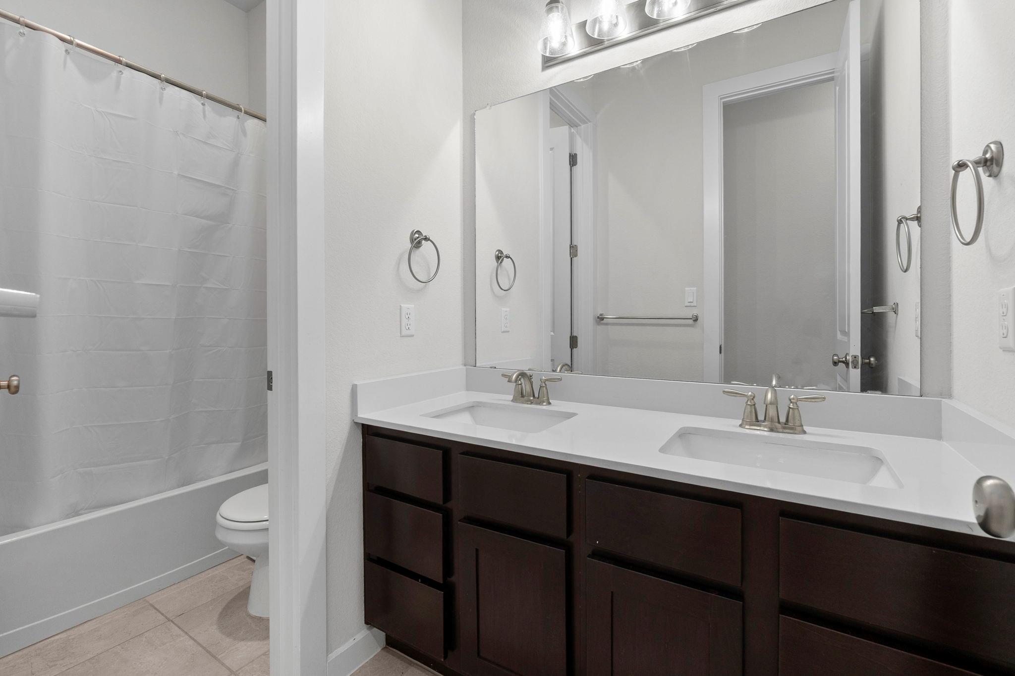 616 Copper Sage Dr, San Marcos, TX 78666