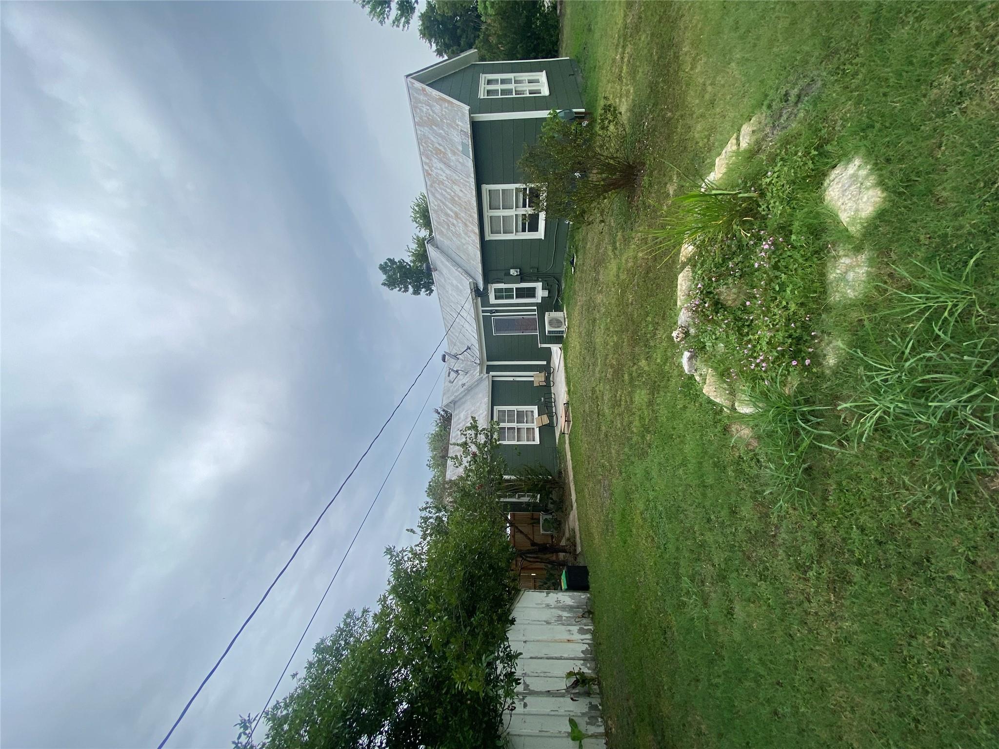 206 N Donohoe St, Granger, TX 76530