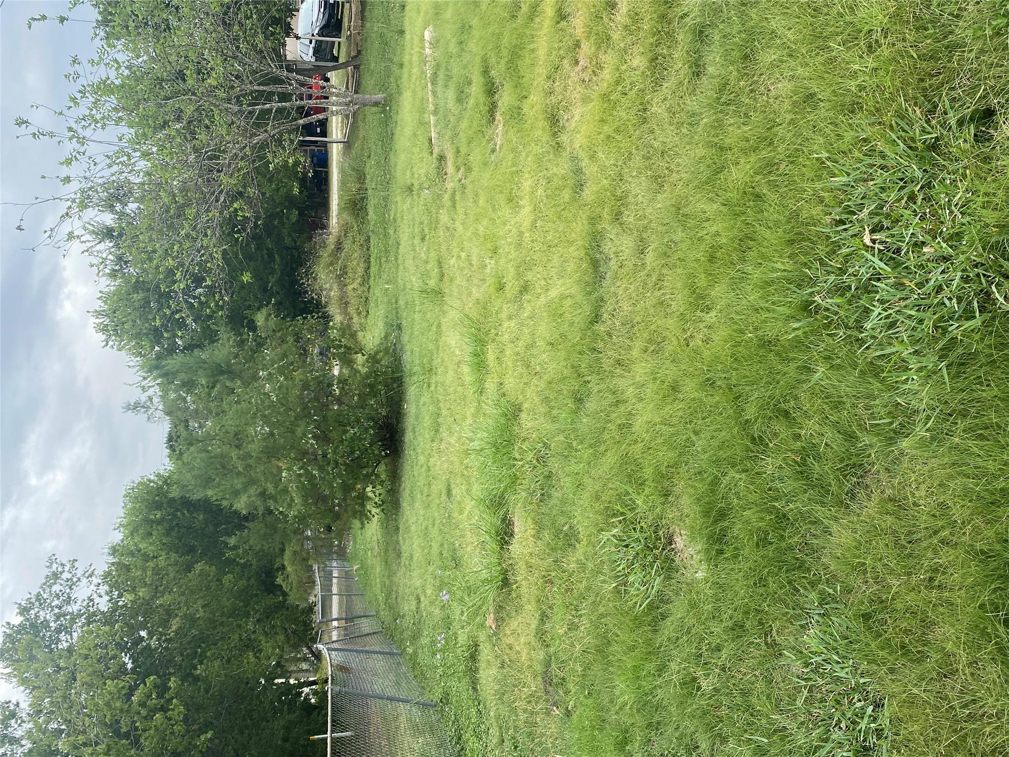 206 N Donohoe St, Granger, TX 76530