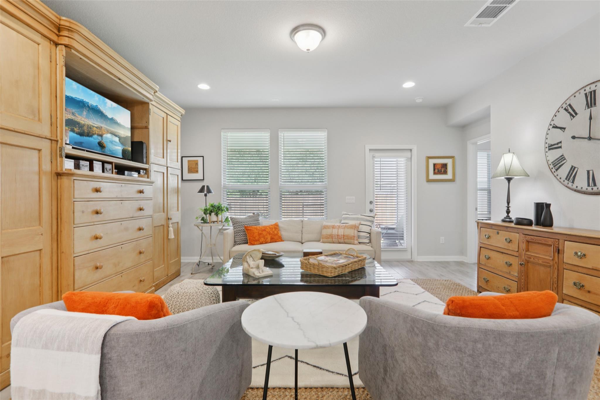 817 Olive Creek Dr # 70, Georgetown, TX 78633