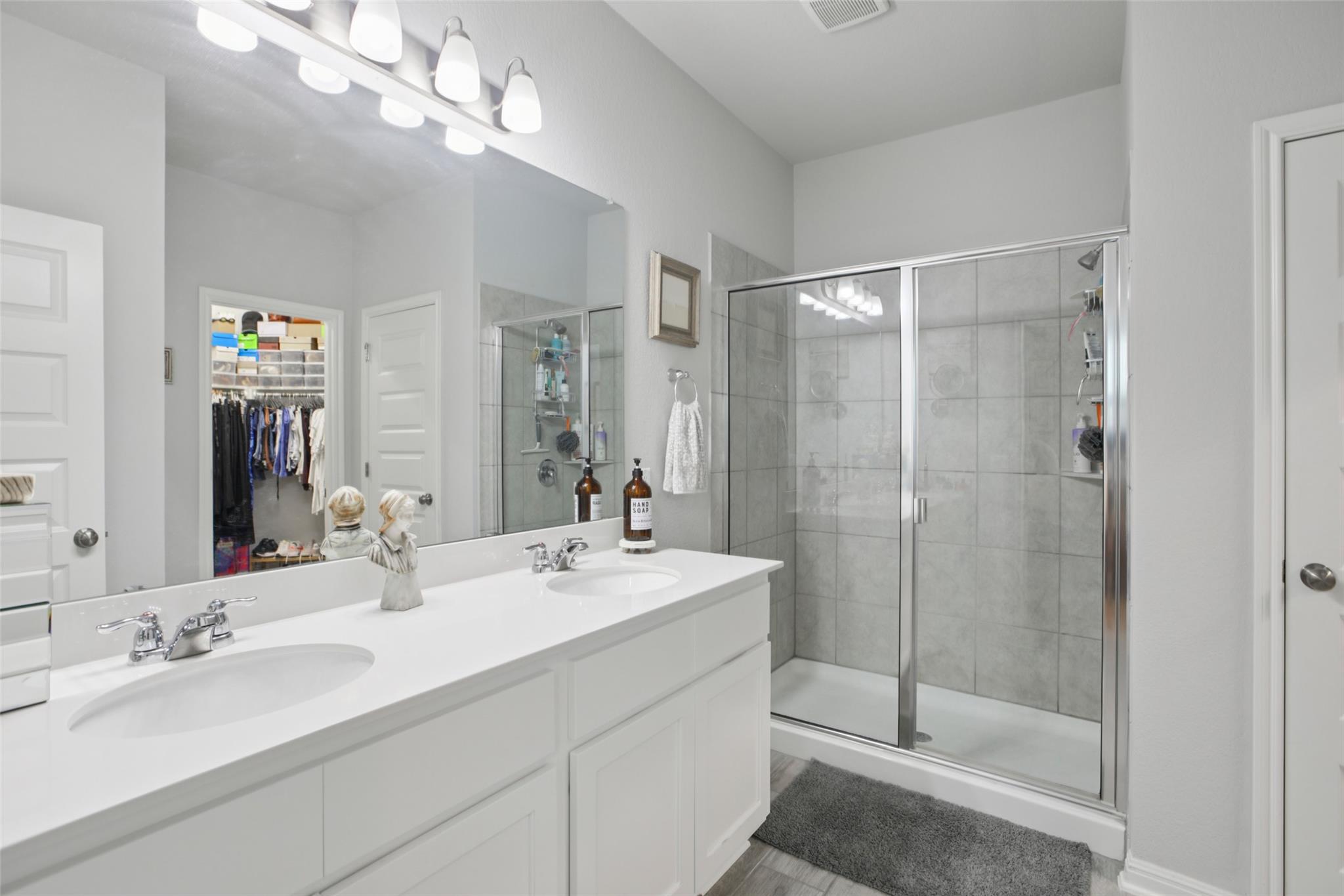 817 Olive Creek Dr # 70, Georgetown, TX 78633