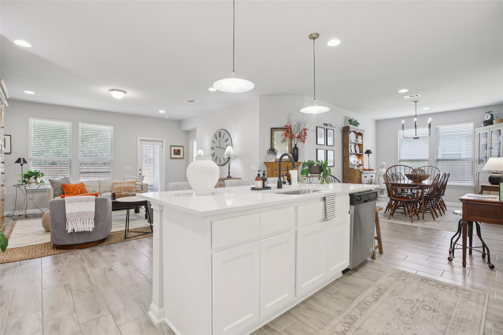 817 Olive Creek Dr # 70, Georgetown, TX 78633