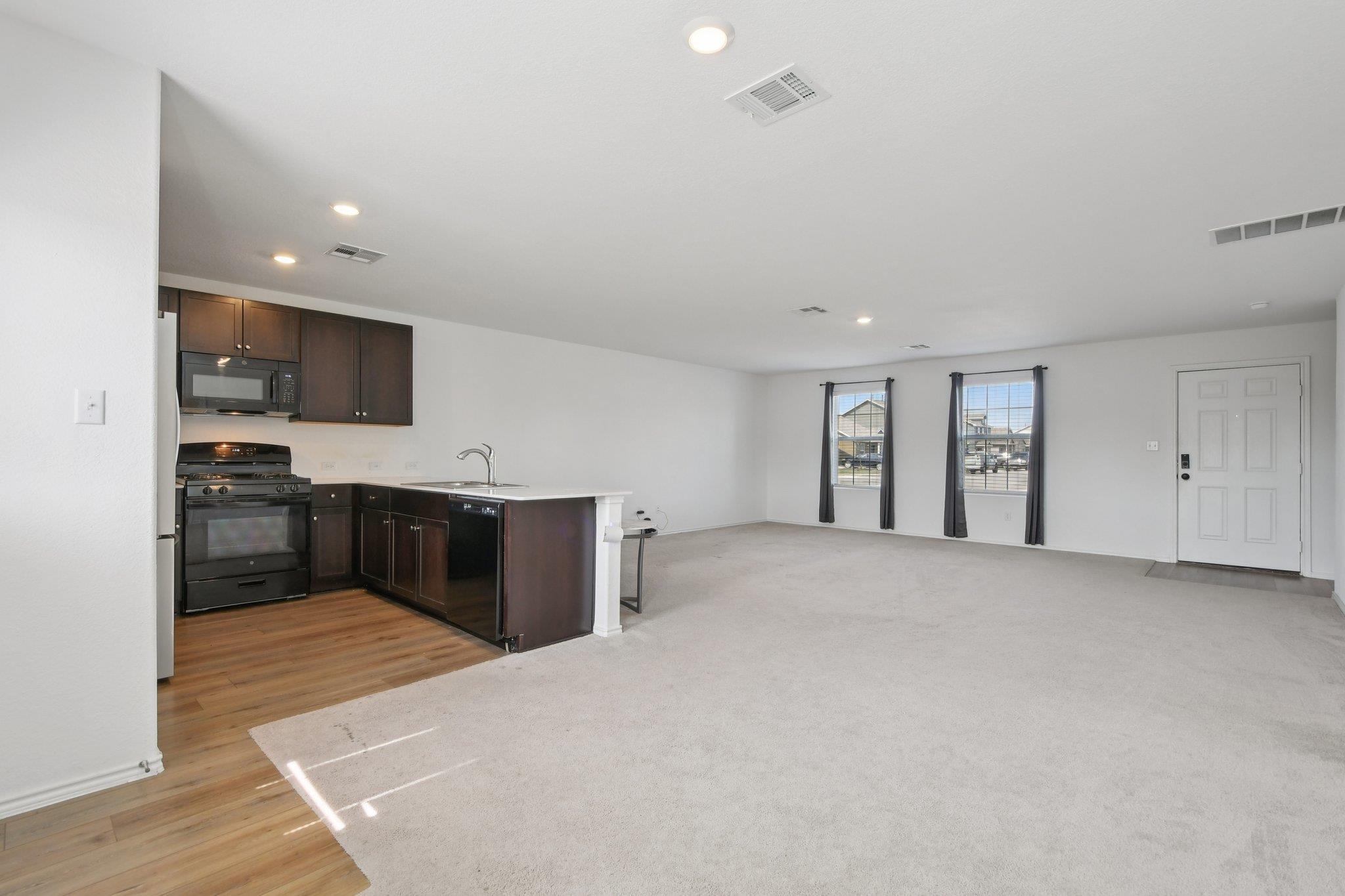 17717 Sulphur Springs Way, Elgin, TX 78621