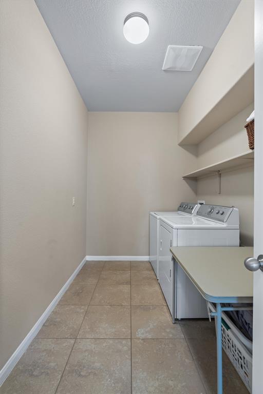 2428 Lyla Ln, Leander, TX 78641