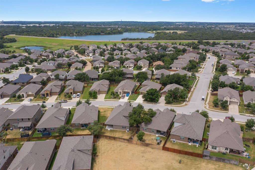 2428 Lyla Ln, Leander, TX 78641