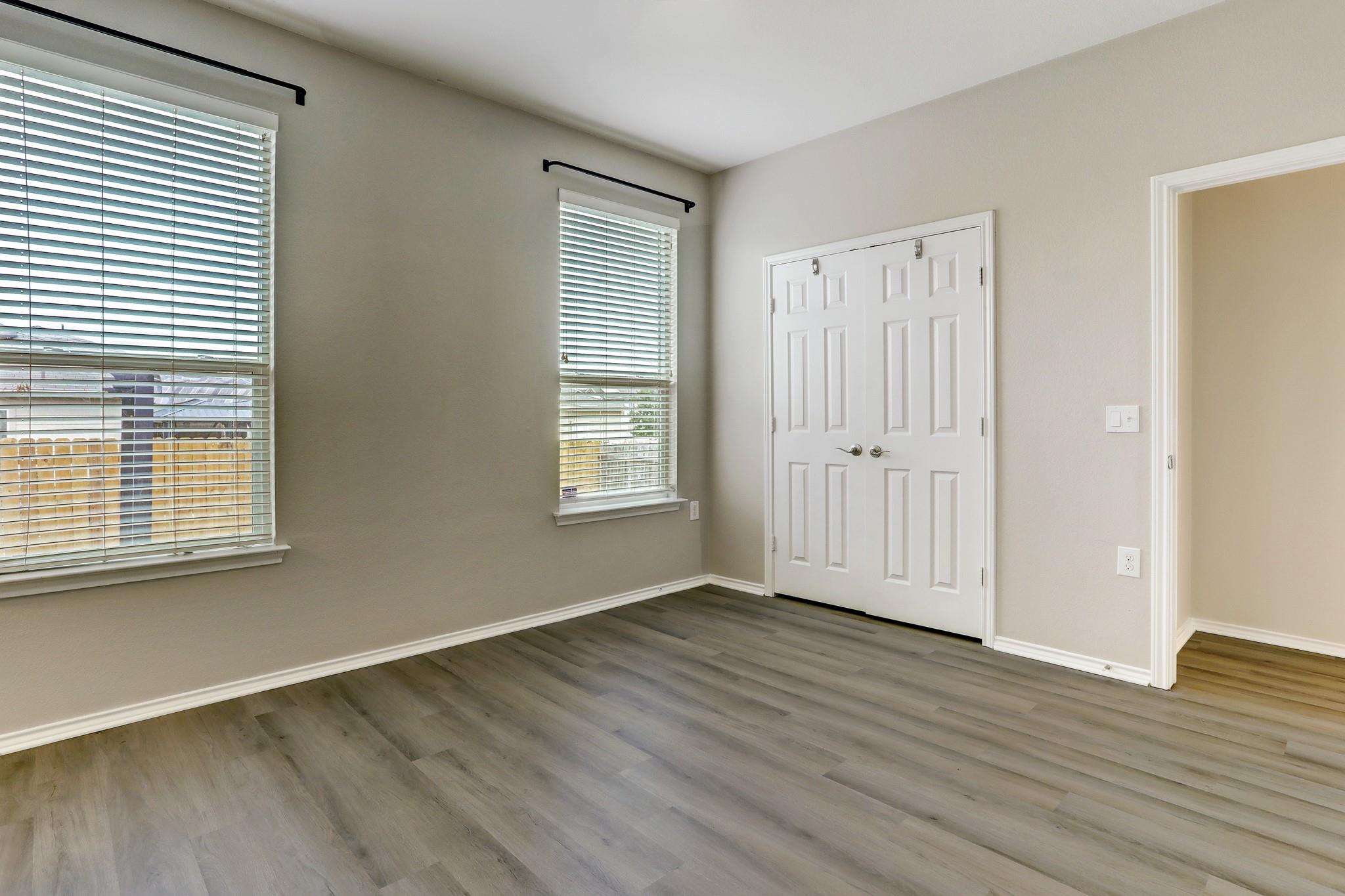 11108 Helms Deep Dr, Austin, TX 78754