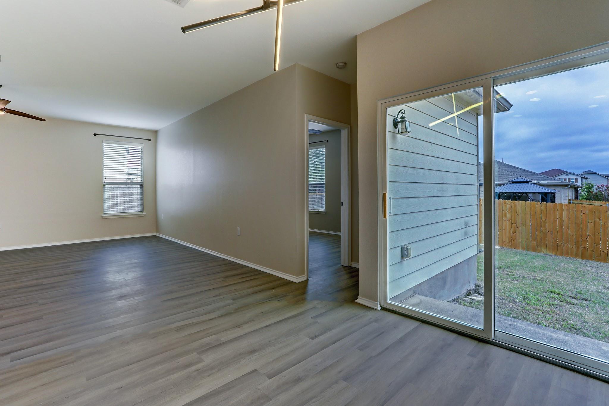 11108 Helms Deep Dr, Austin, TX 78754