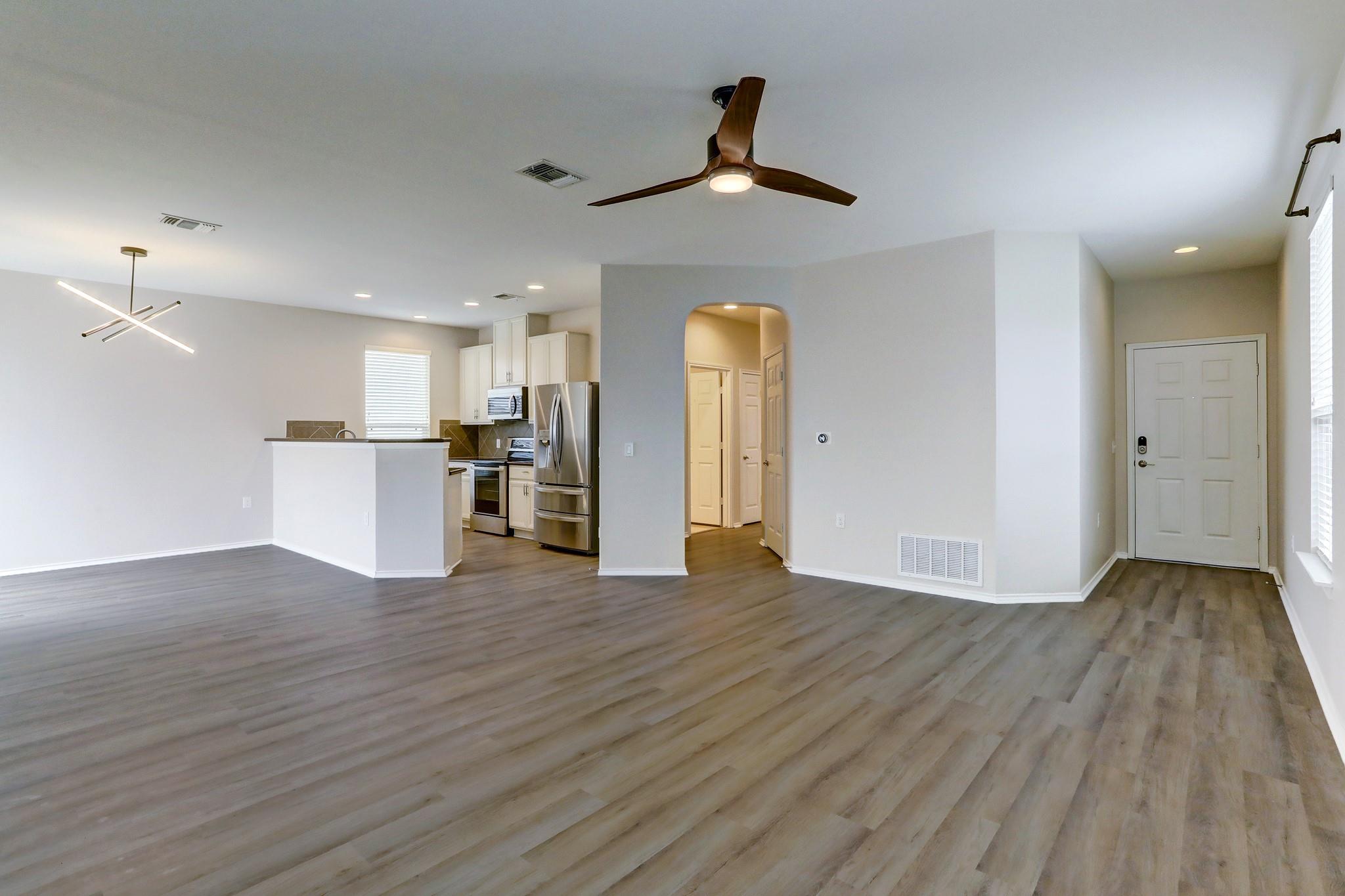 11108 Helms Deep Dr, Austin, TX 78754