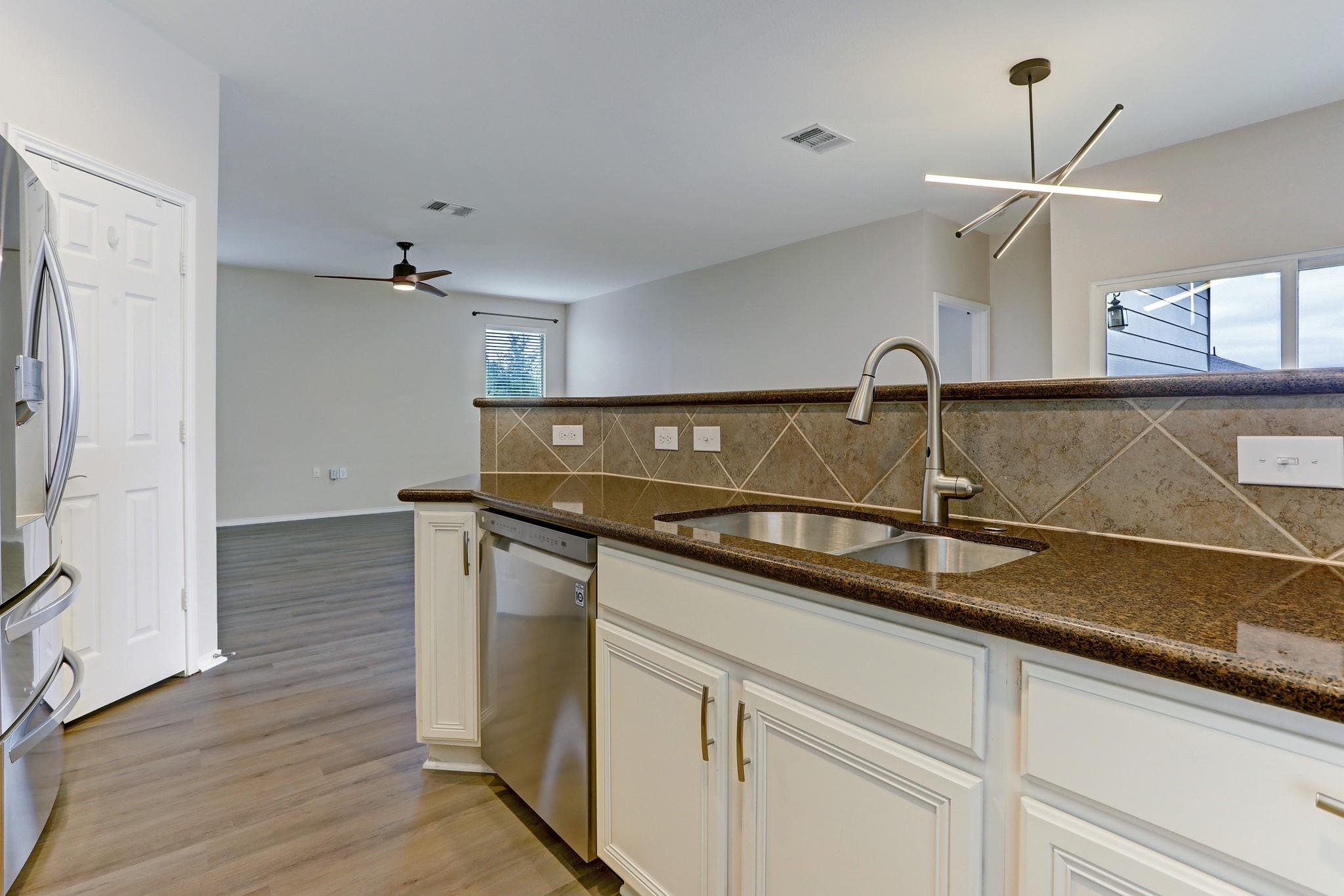 11108 Helms Deep Dr, Austin, TX 78754