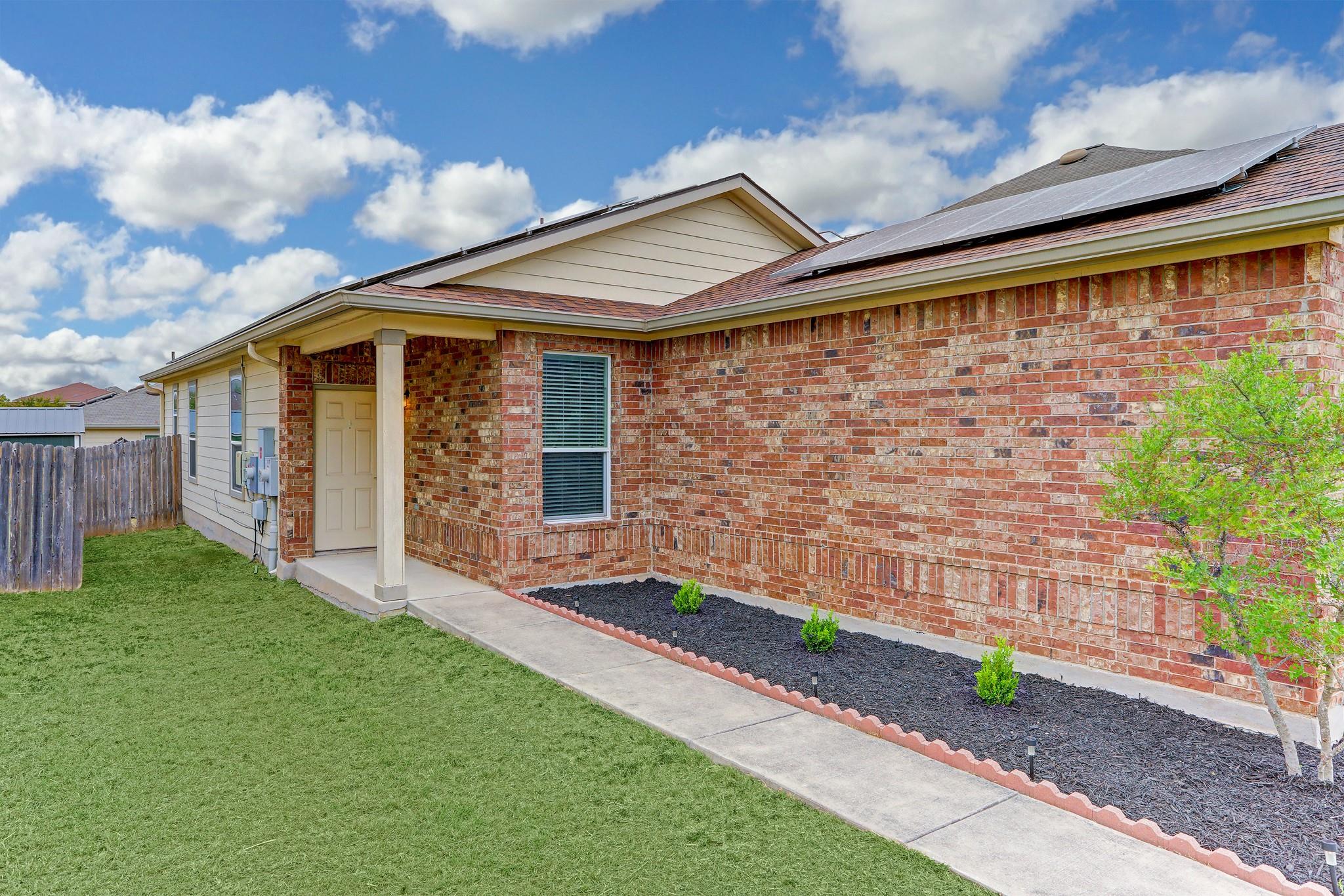 11108 Helms Deep Dr, Austin, TX 78754