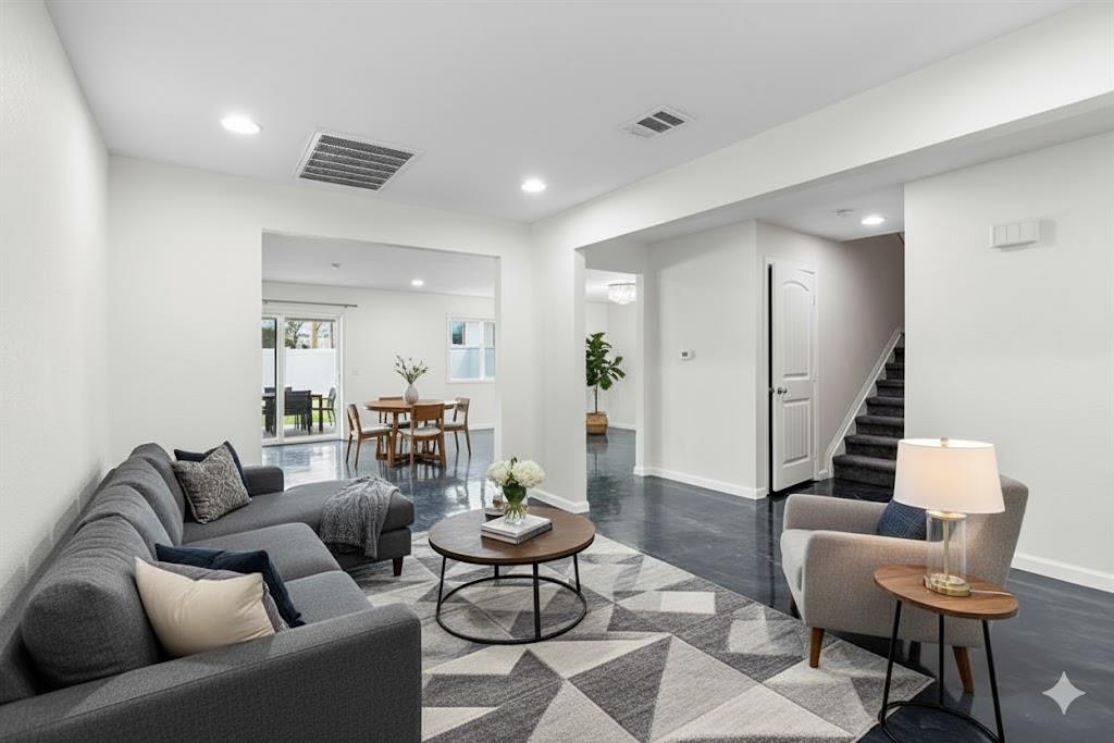 11221 Mickelson Dr, Austin, TX 78747