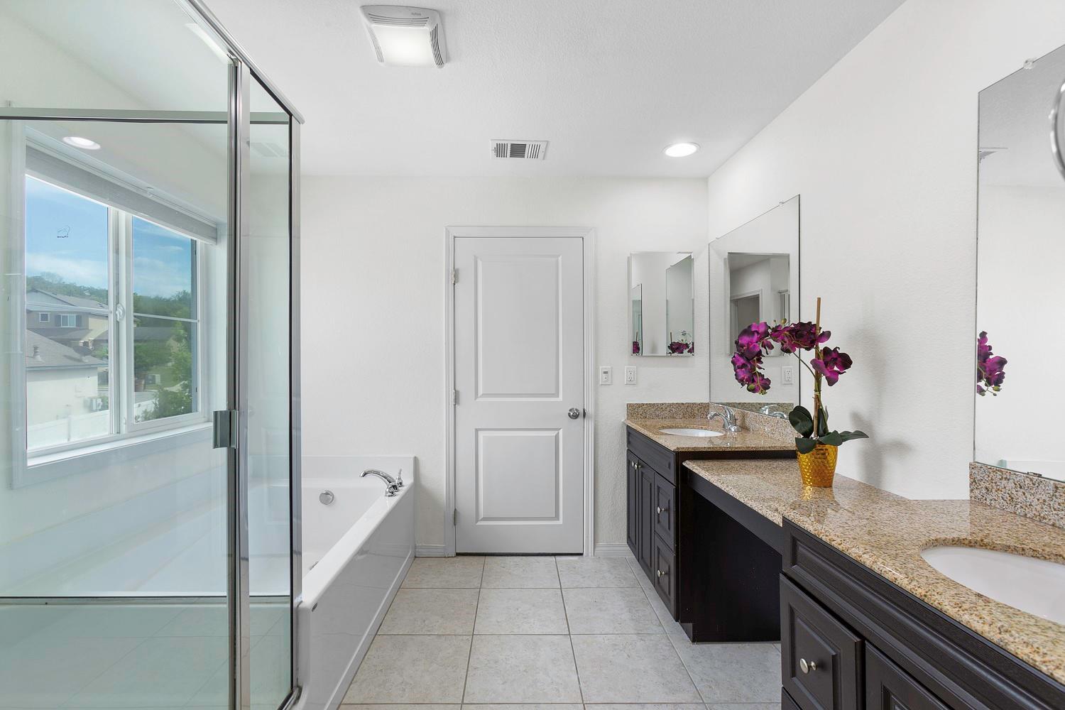 11221 Mickelson Dr, Austin, TX 78747