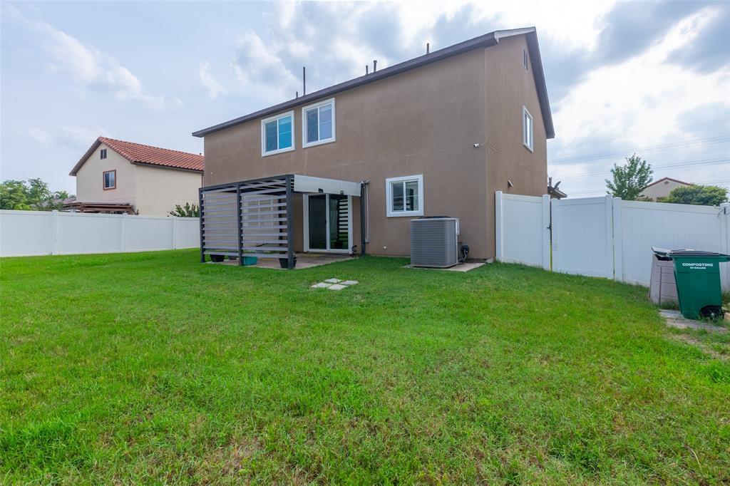 11221 Mickelson Dr, Austin, TX 78747