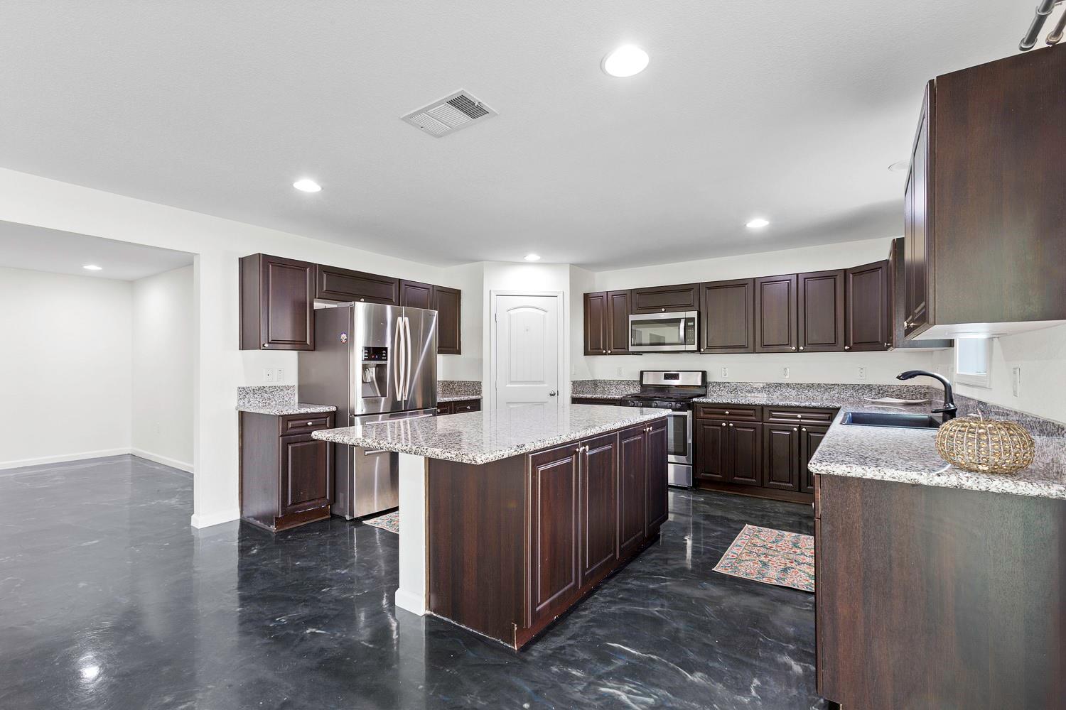 11221 Mickelson Dr, Austin, TX 78747