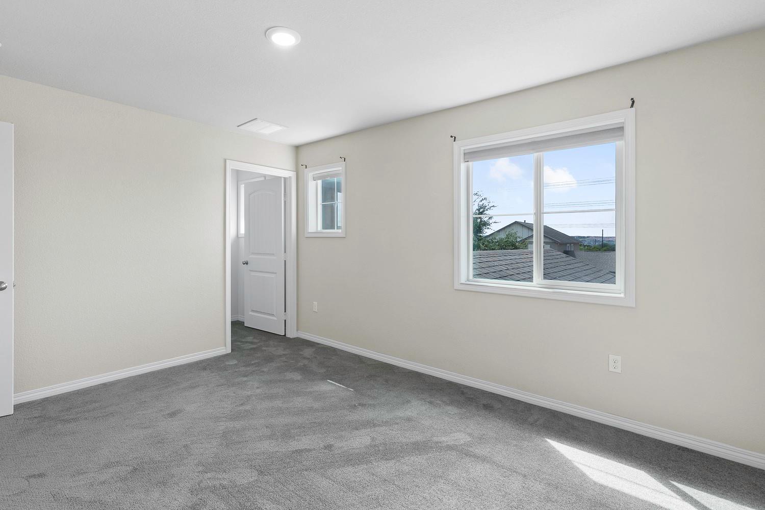 11221 Mickelson Dr, Austin, TX 78747