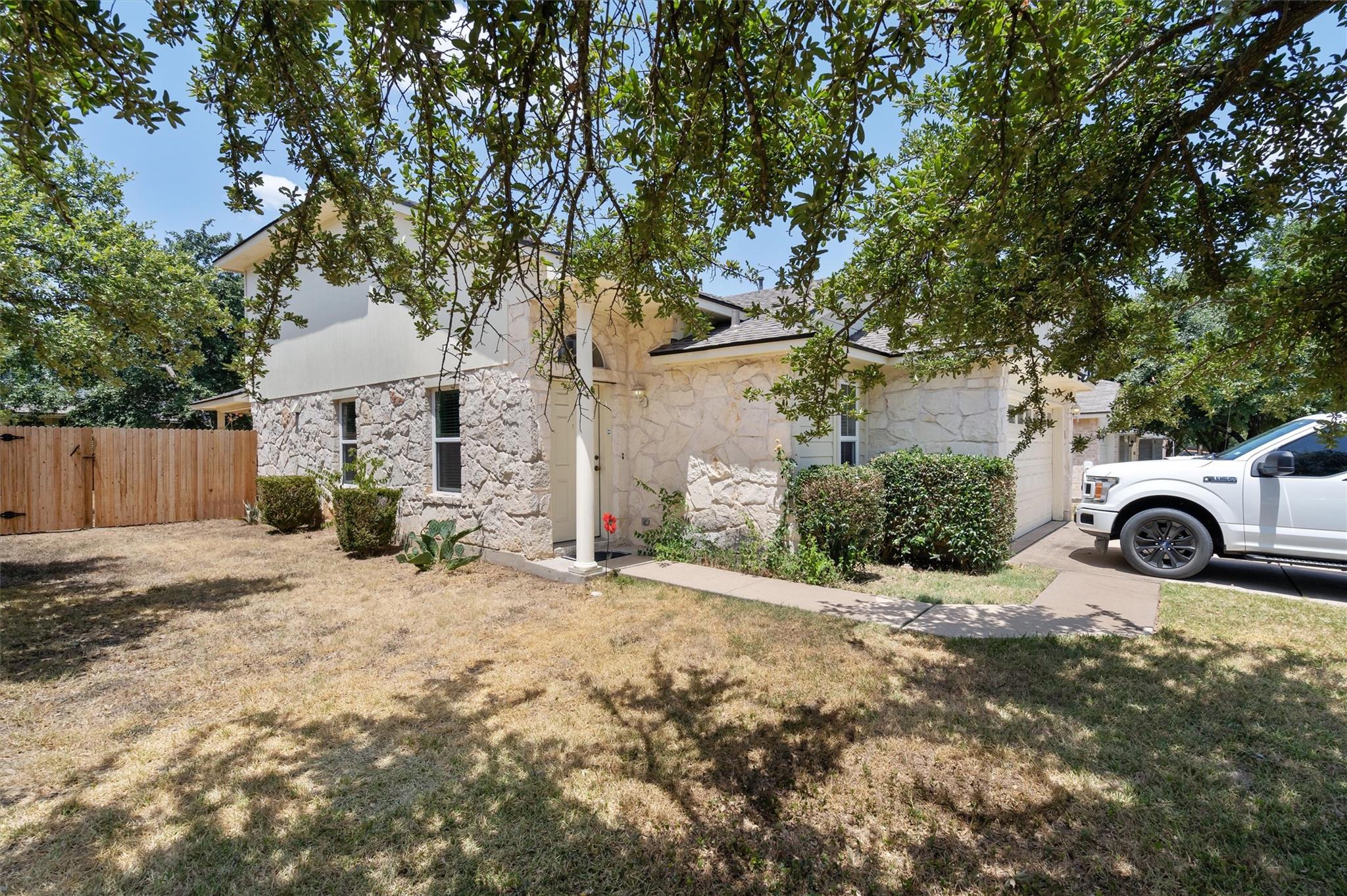 2601 Turtle River Dr, Leander, TX 78641