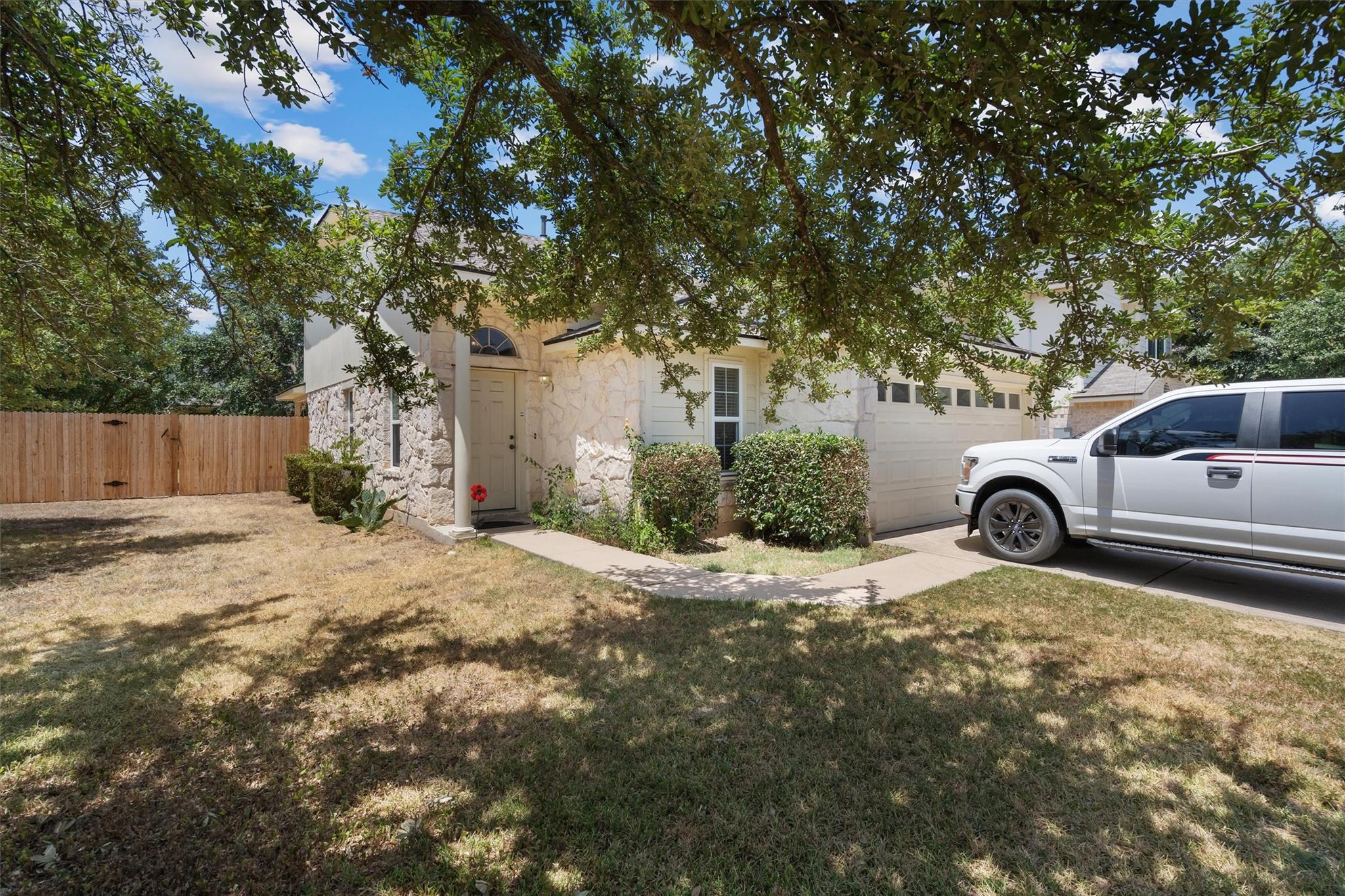 2601 Turtle River Dr, Leander, TX 78641