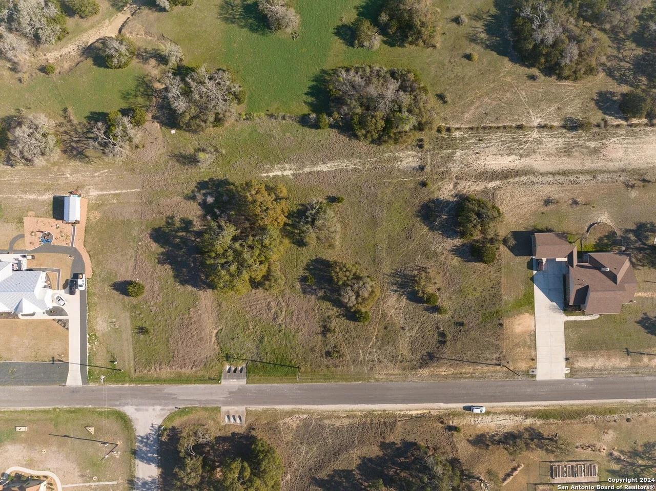 327 John Price, Blanco, TX 78606