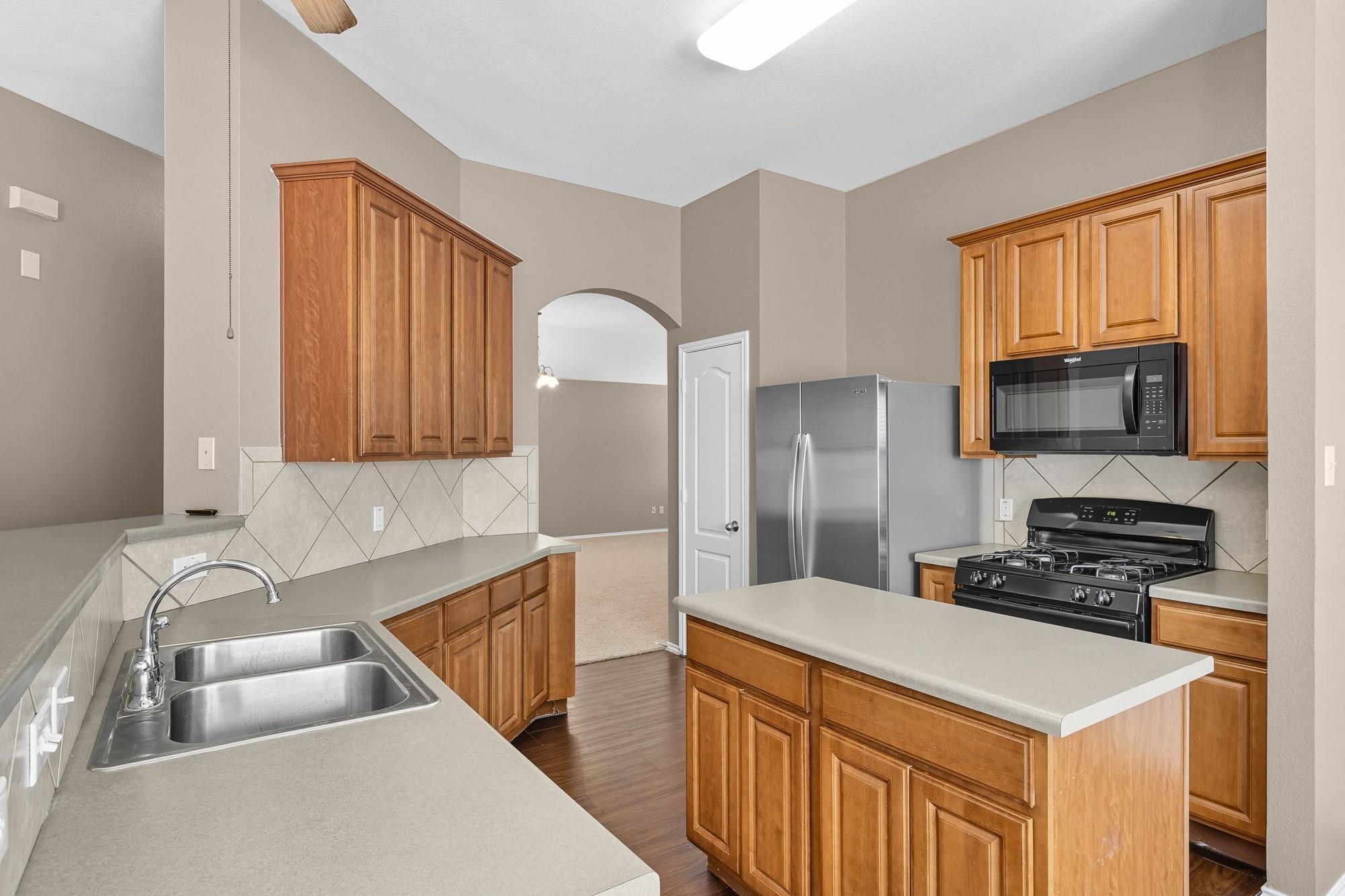 257 Firwood N, Kyle, TX 78640