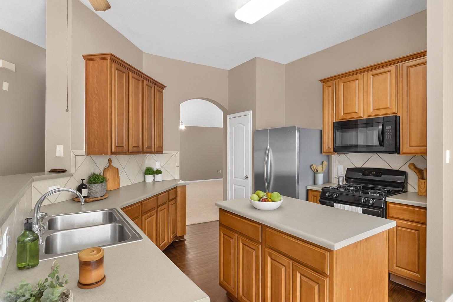 257 Firwood N, Kyle, TX 78640