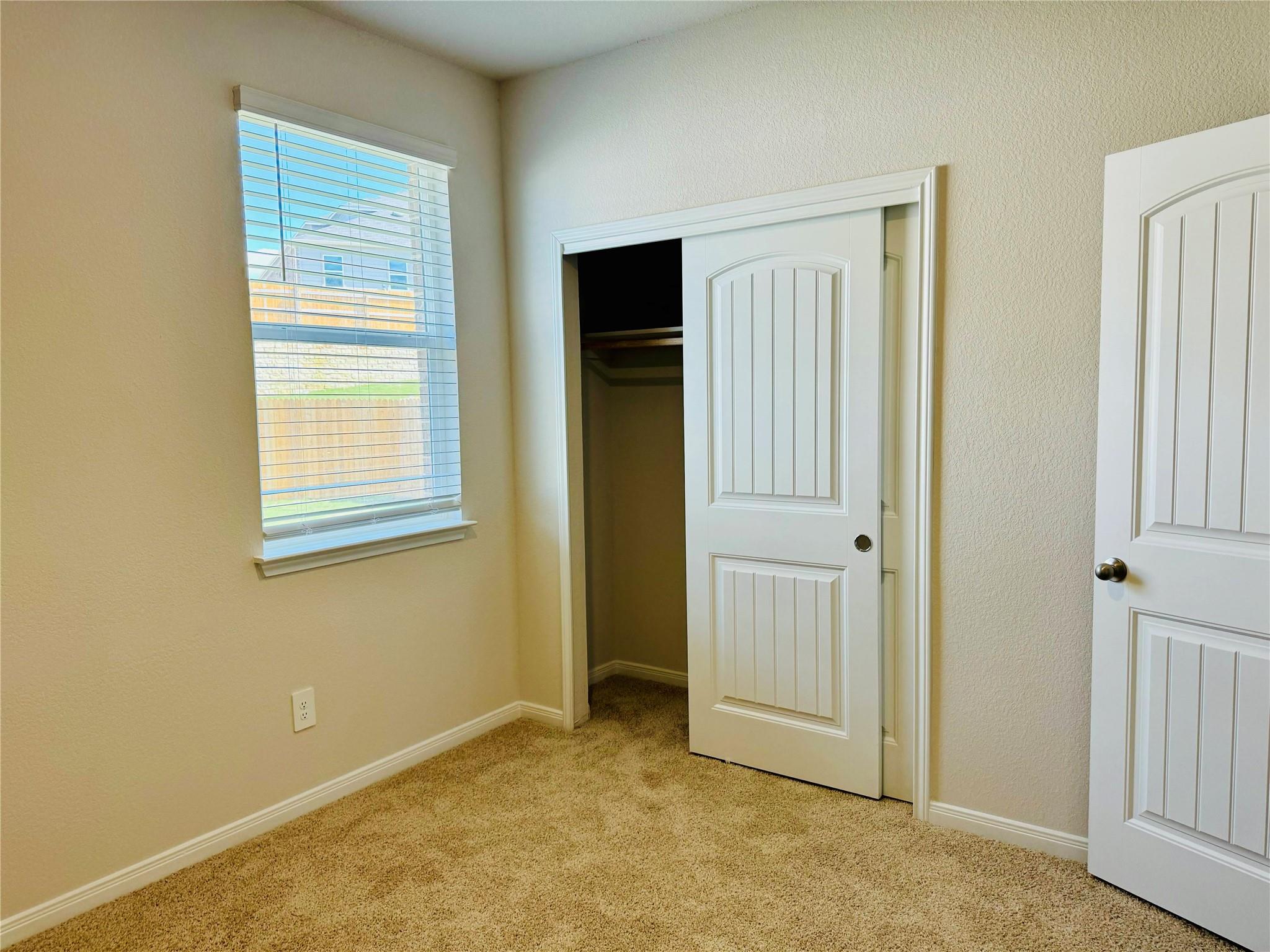 152 Docile Loop, San Marcos, TX 78666