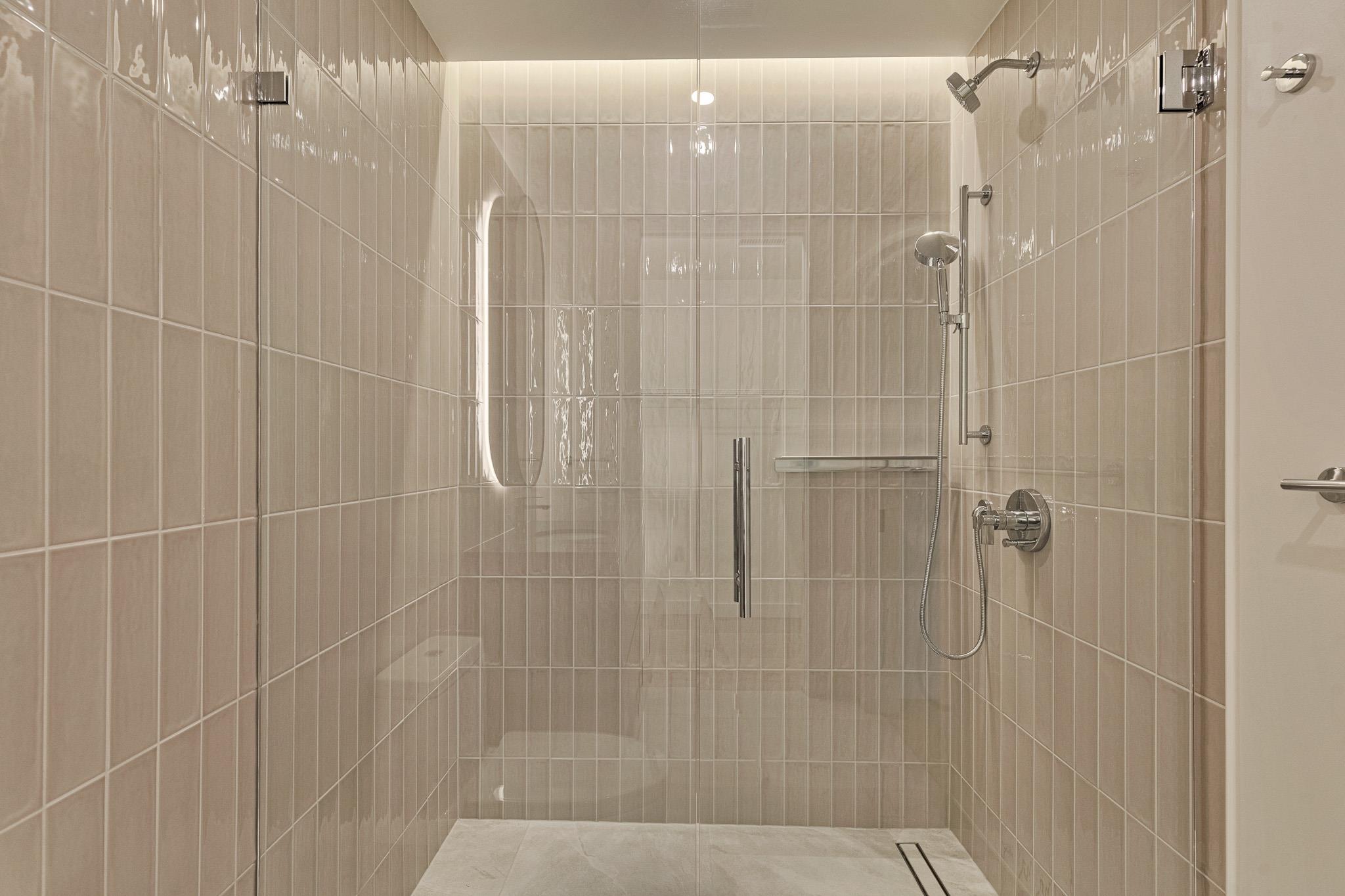 610 Davis St # 4901, Austin, TX 78701