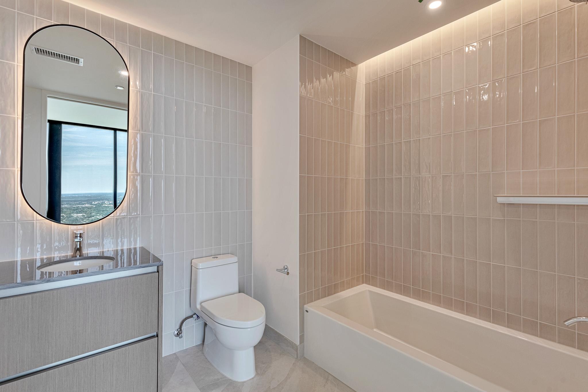 610 Davis St # 4901, Austin, TX 78701