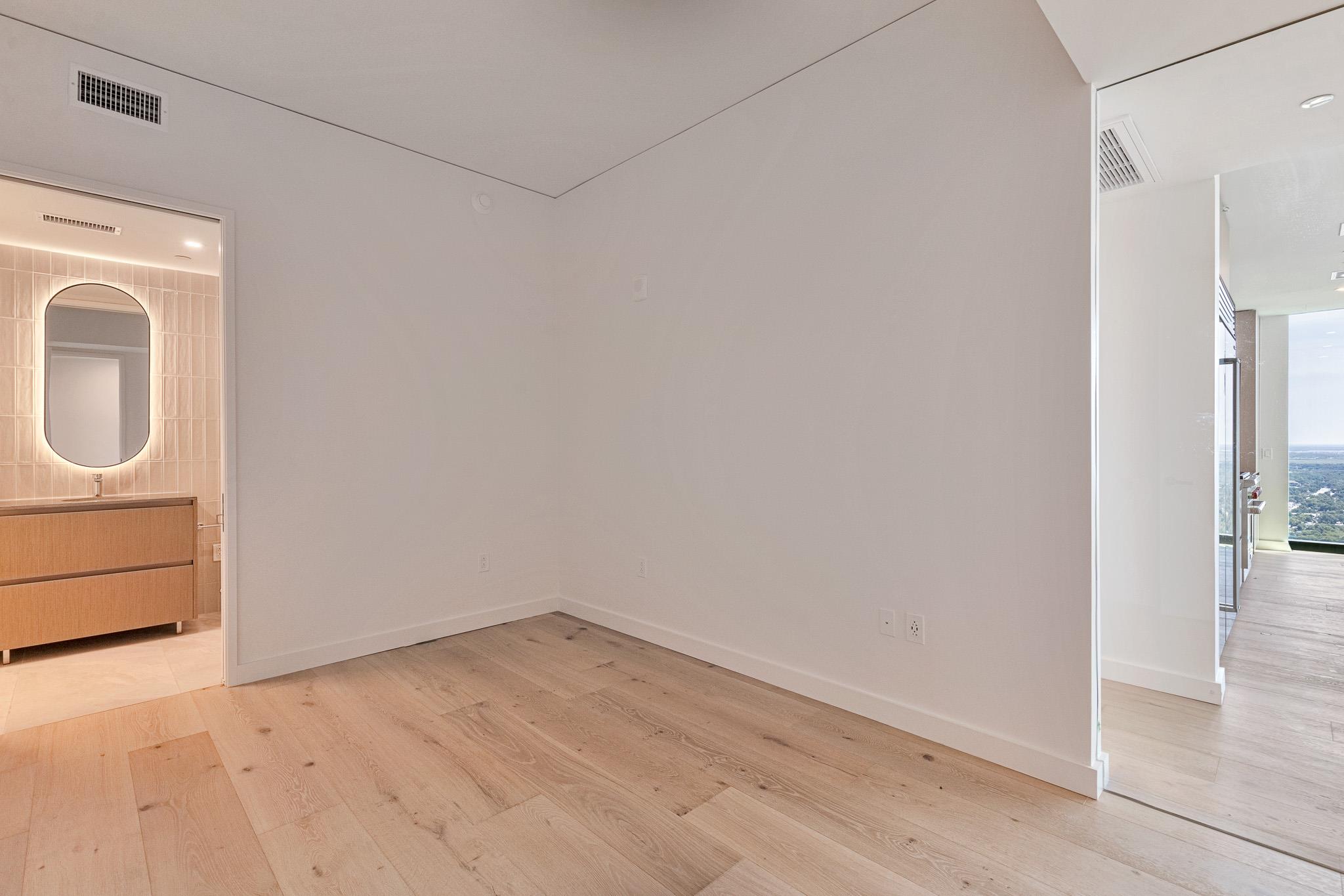 610 Davis St # 4901, Austin, TX 78701