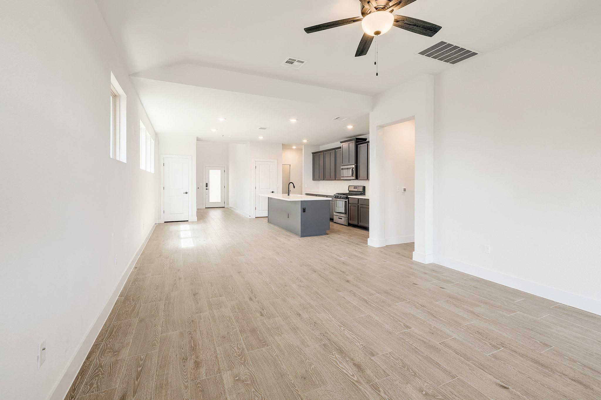 6111 Dumfries Ln, Austin, TX 78744