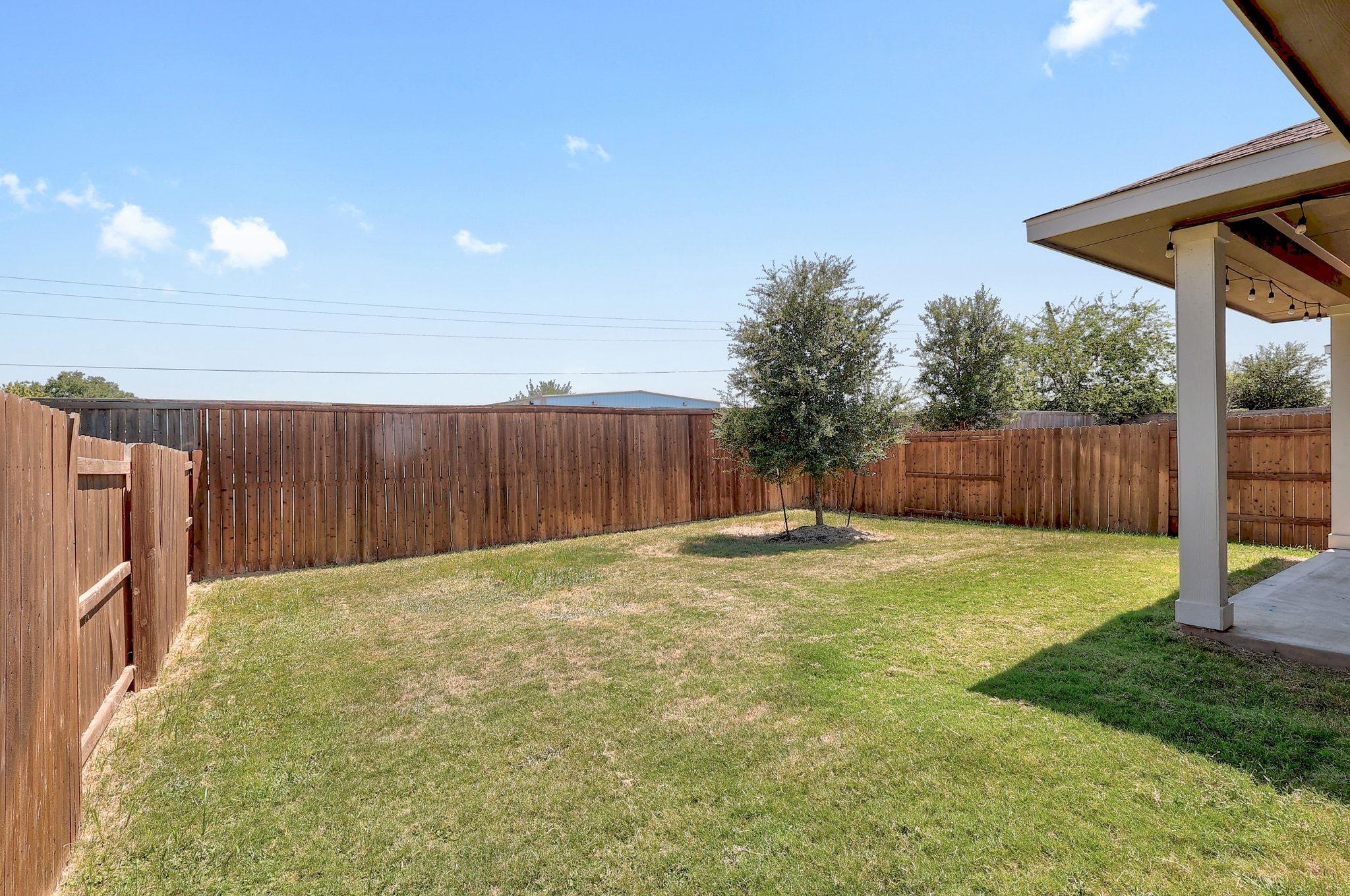 6111 Dumfries Ln, Austin, TX 78744