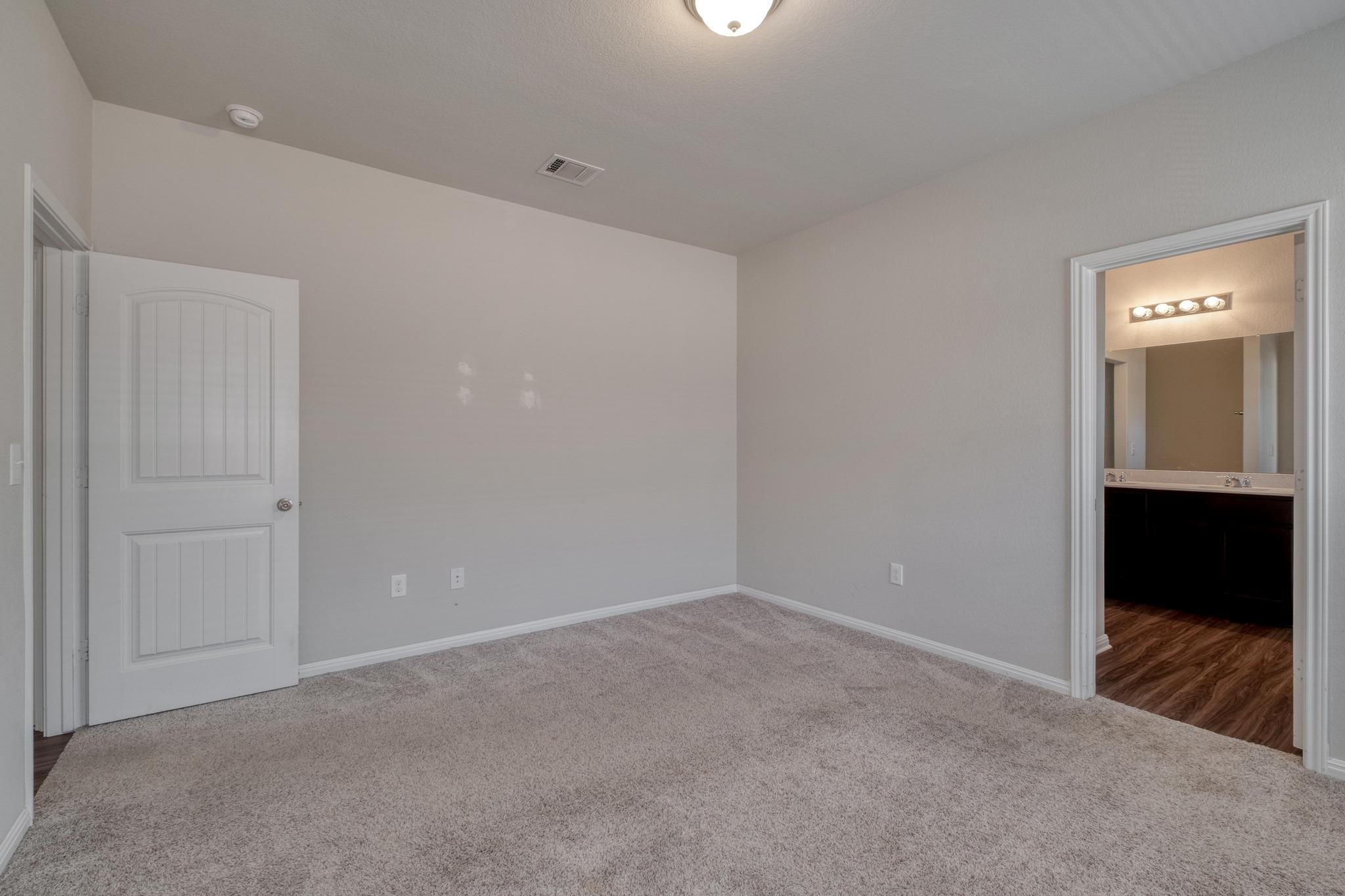 108 Kleburg Ct, Georgetown, TX 78626