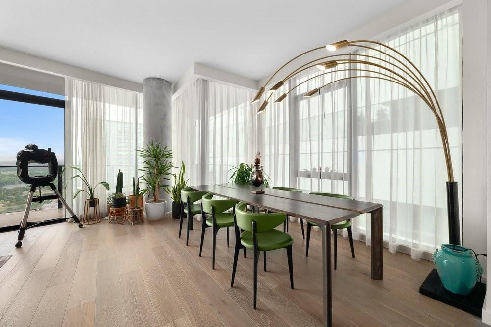 202 Nueces St # 1906, Austin, TX 78701