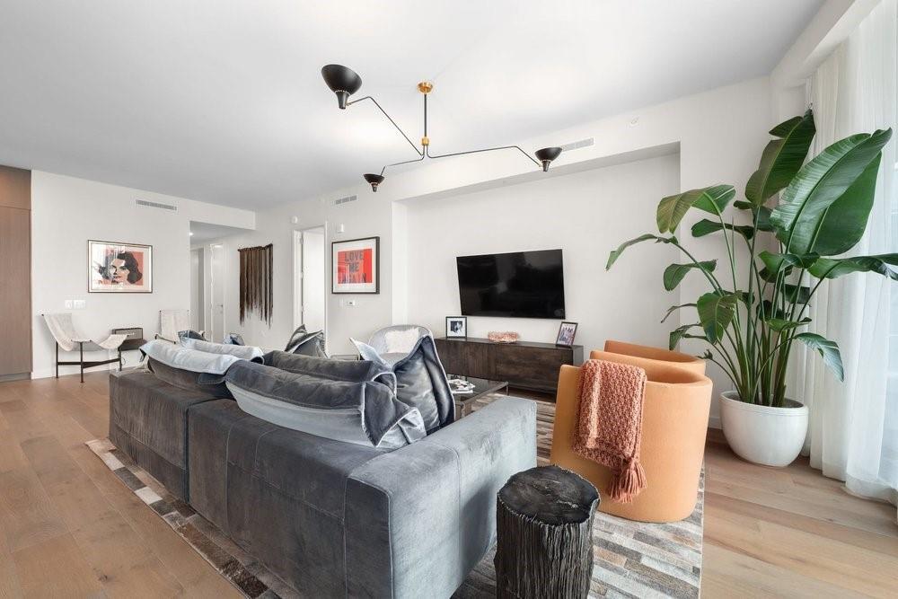 202 Nueces St # 1906, Austin, TX 78701