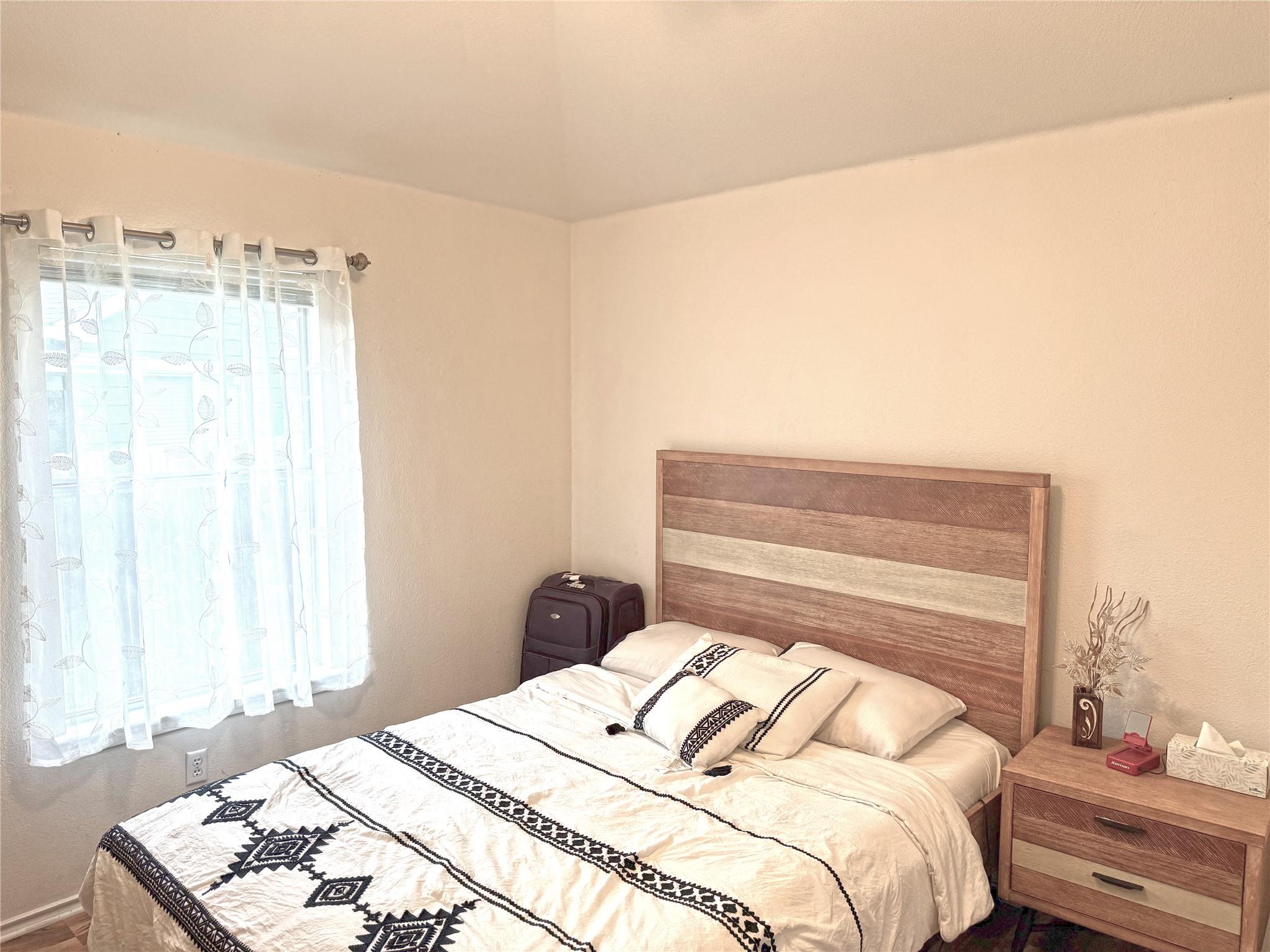 1618 Parkfield Cir, Round Rock, TX 78664