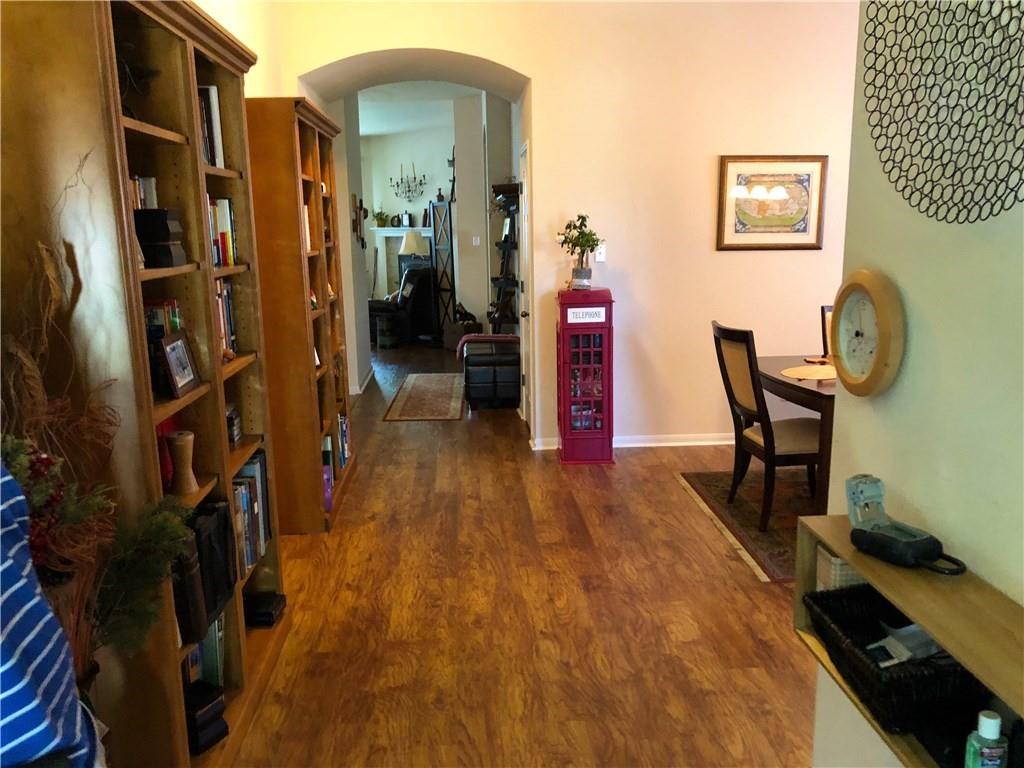 9821 Savannah Ridge Dr, Austin, TX 78726