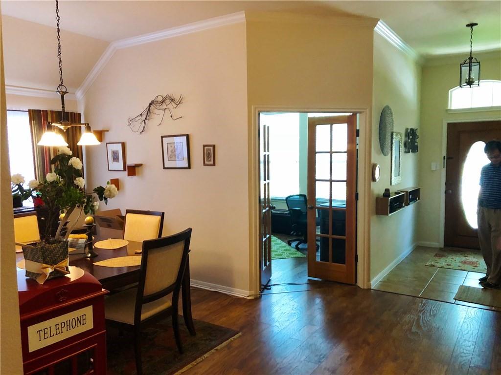 9821 Savannah Ridge Dr, Austin, TX 78726