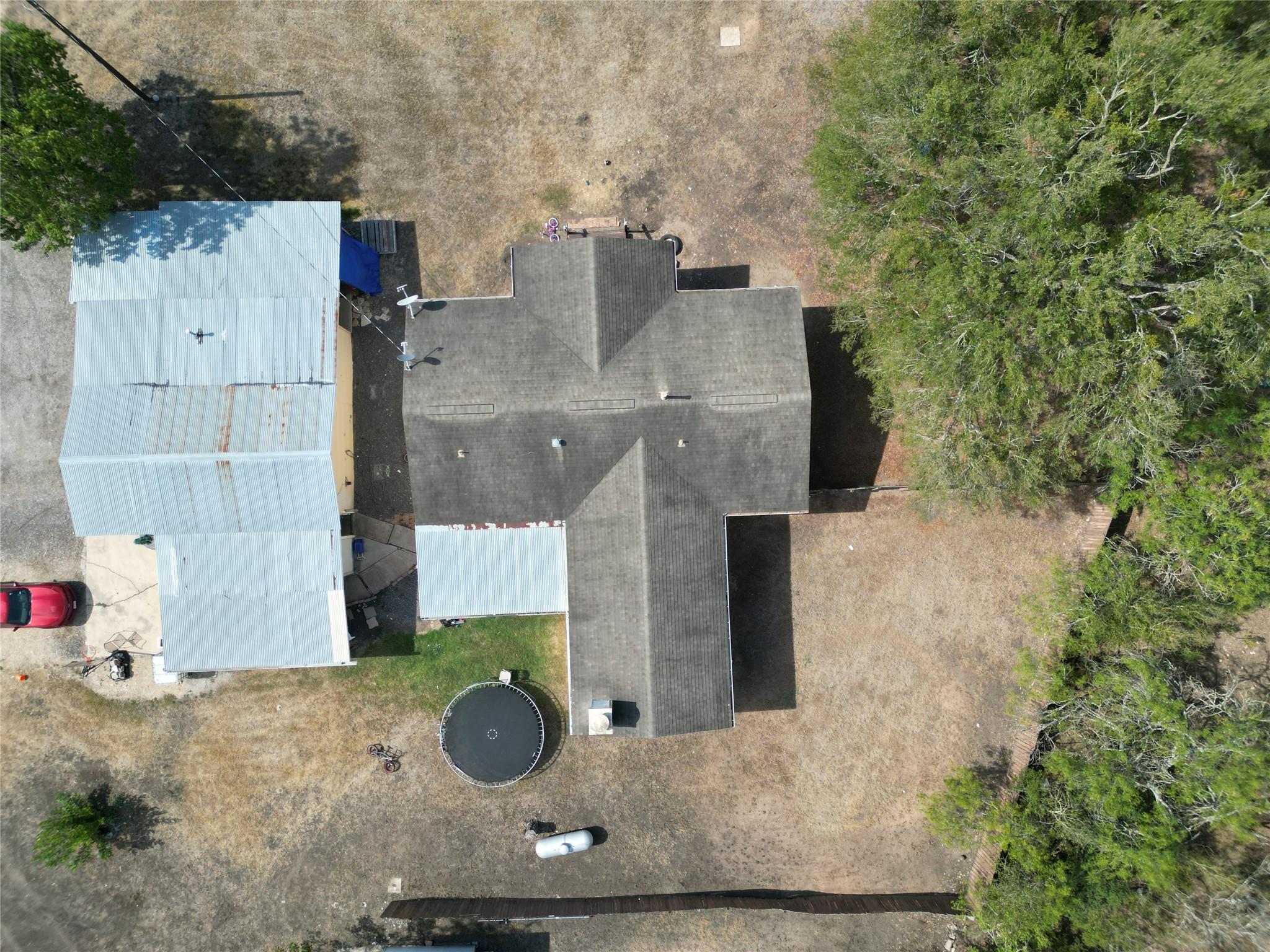 622 Longhollow Rd, Dale, TX 78616