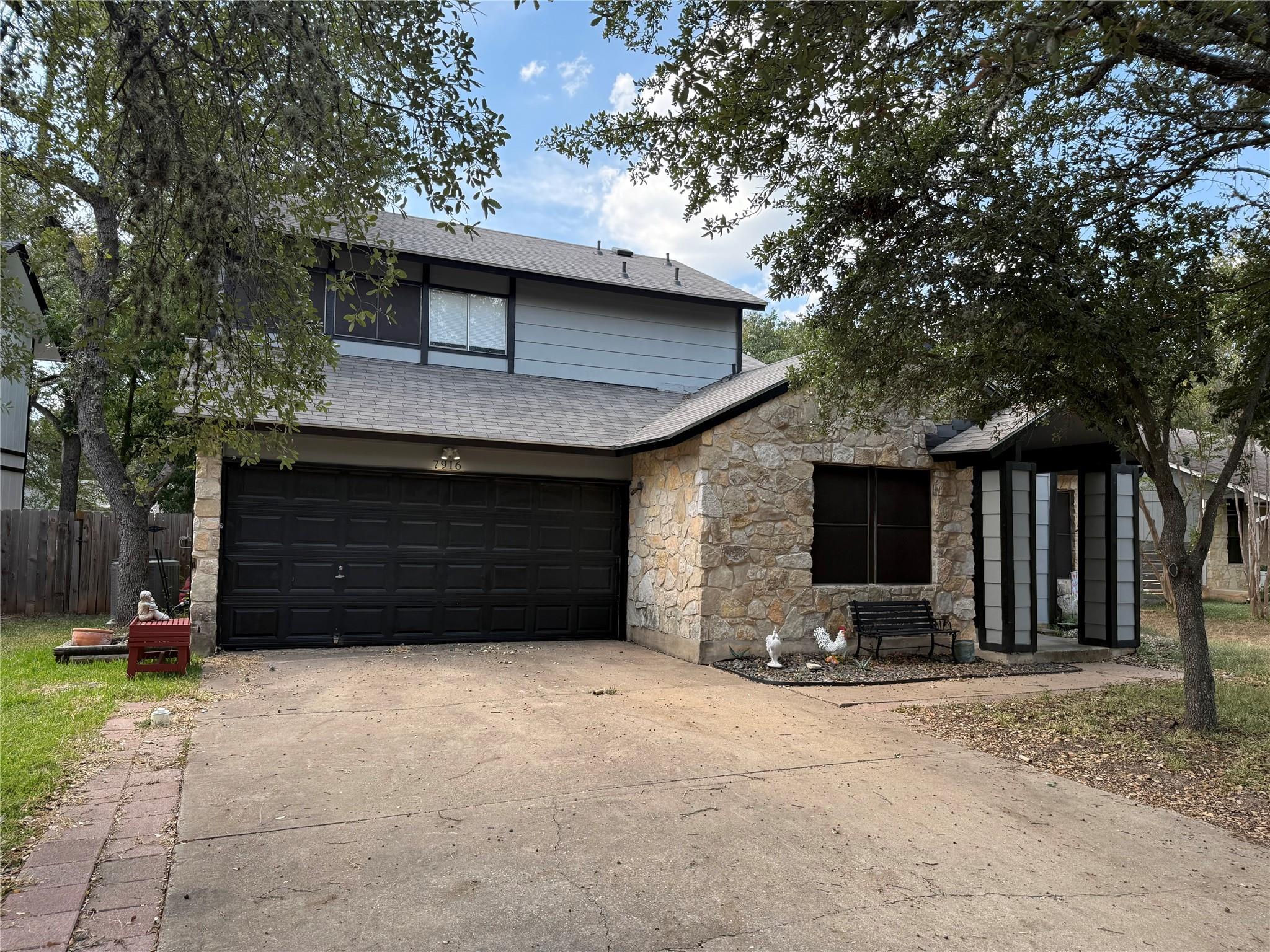 7916 Copano Dr, Austin, TX 78749