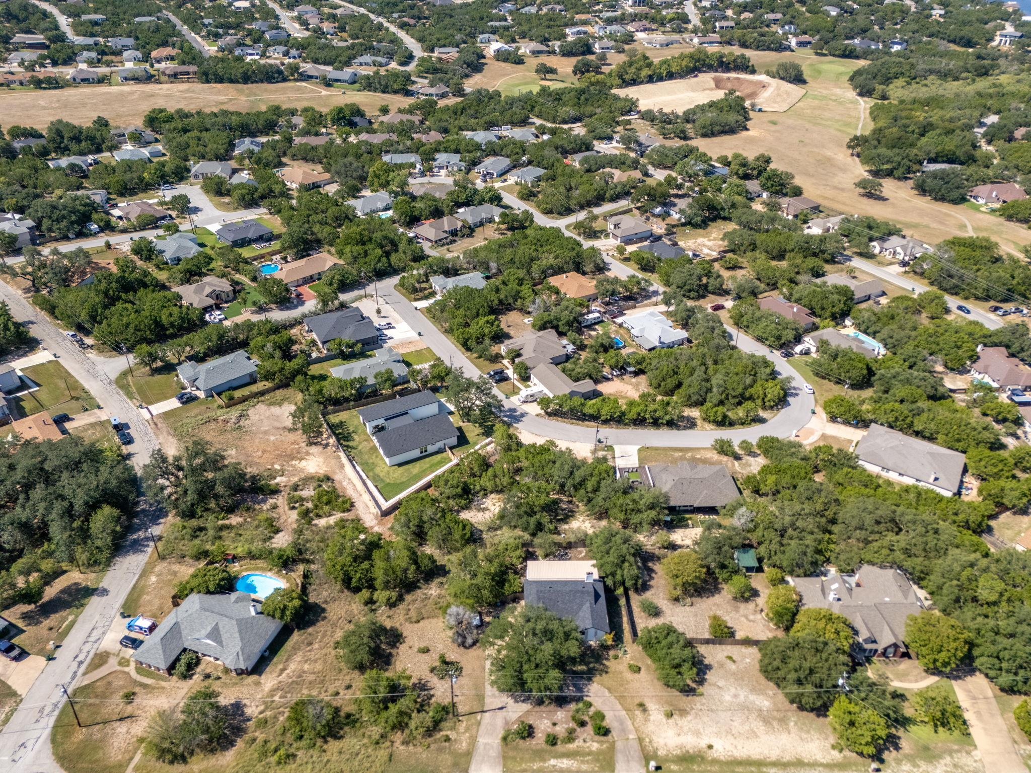 4218 Hillside Dr, Lago Vista, TX 78645