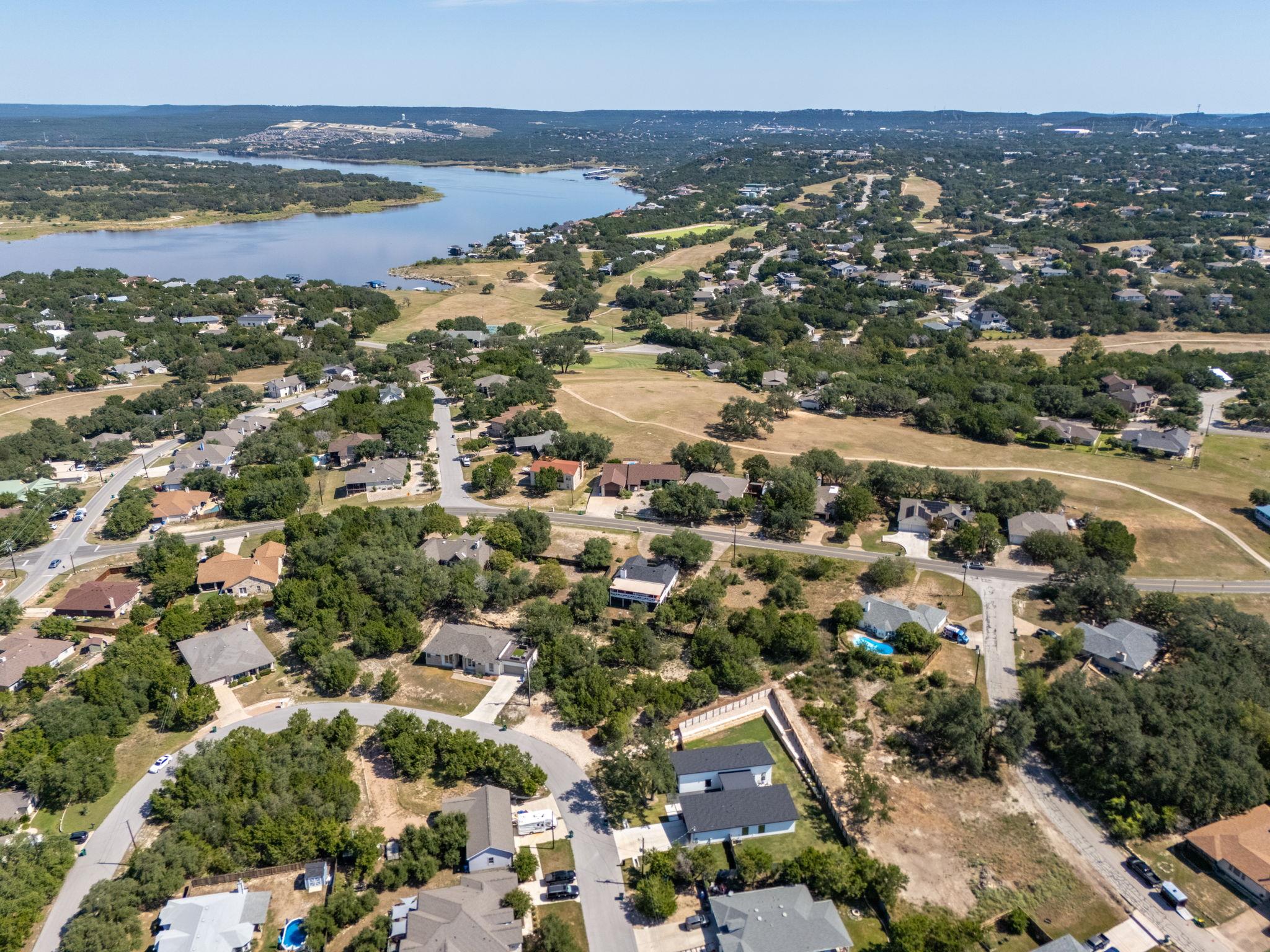 4218 Hillside Dr, Lago Vista, TX 78645