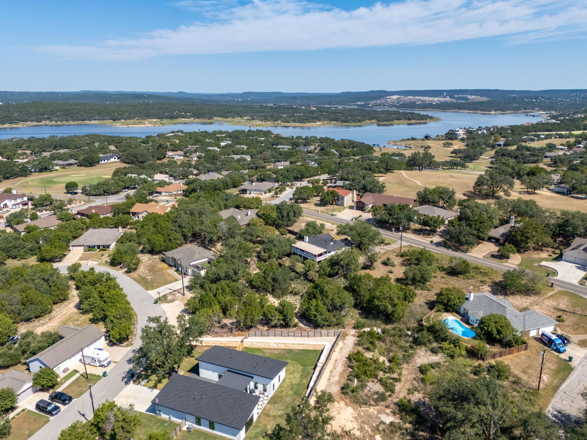 4218 Hillside Dr, Lago Vista, TX 78645