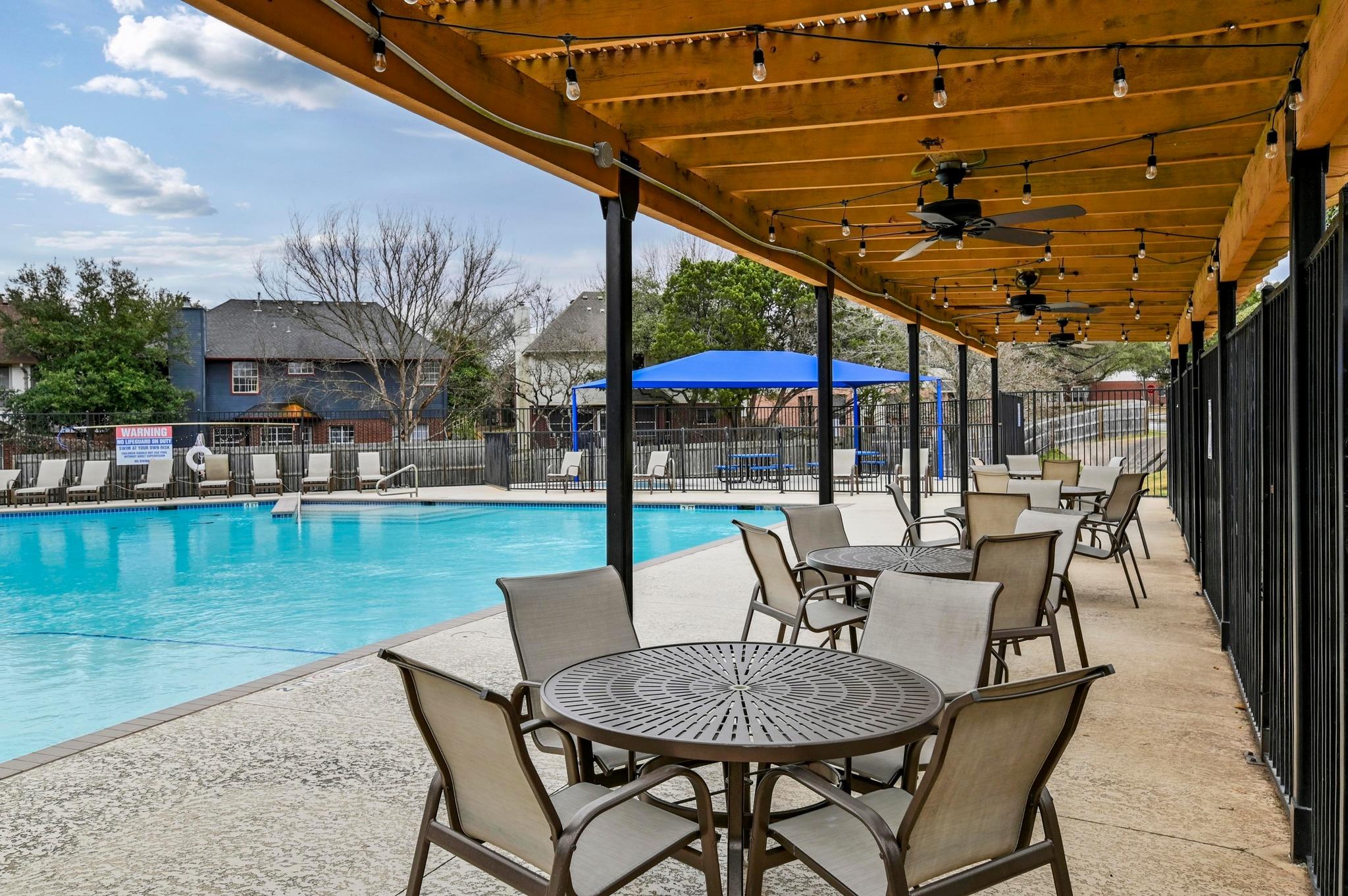 1212 Cardinal Ln, Round Rock, TX 78681