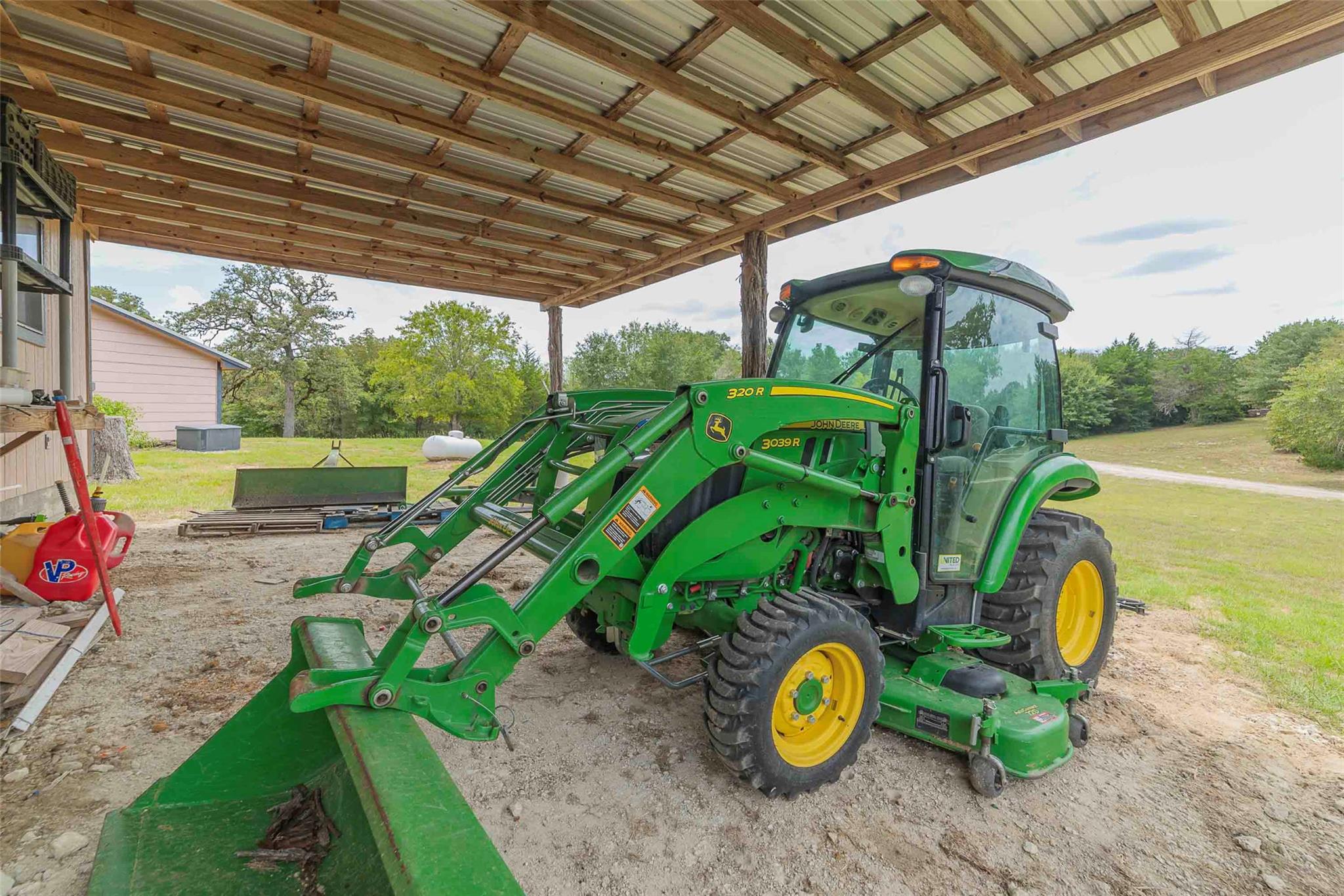 9695 County Road 321, Caldwell, TX 77836