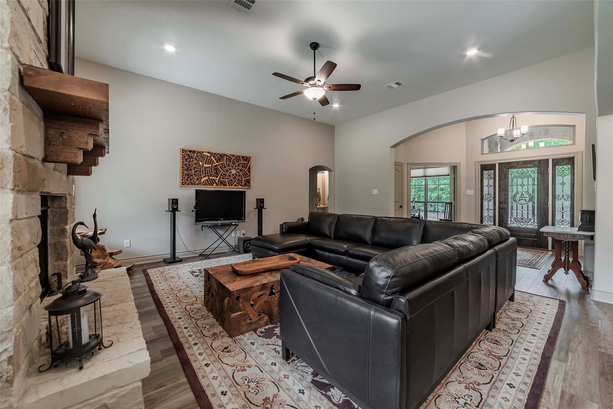 9695 County Road 321, Caldwell, TX 77836