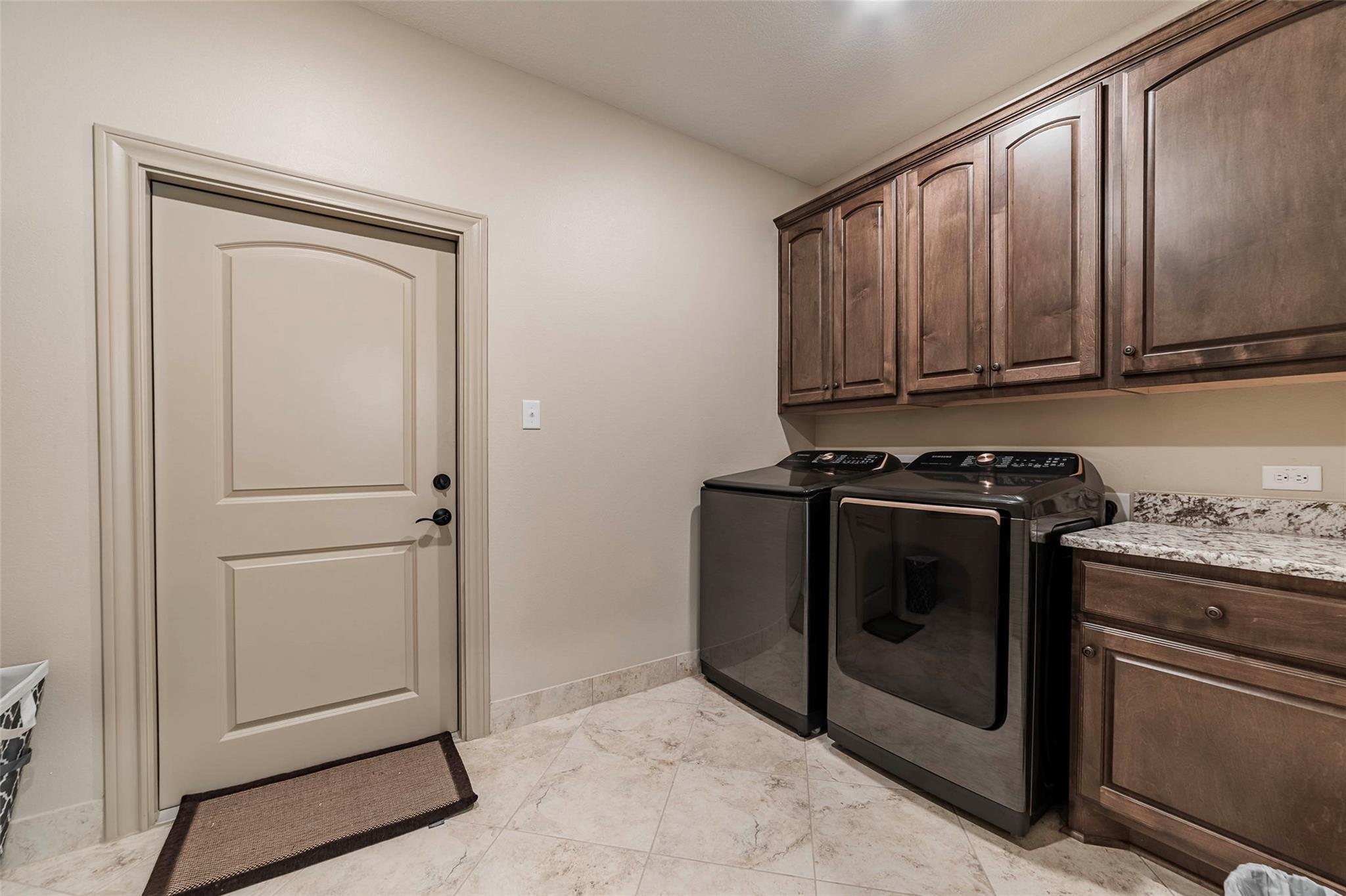 9695 County Road 321, Caldwell, TX 77836