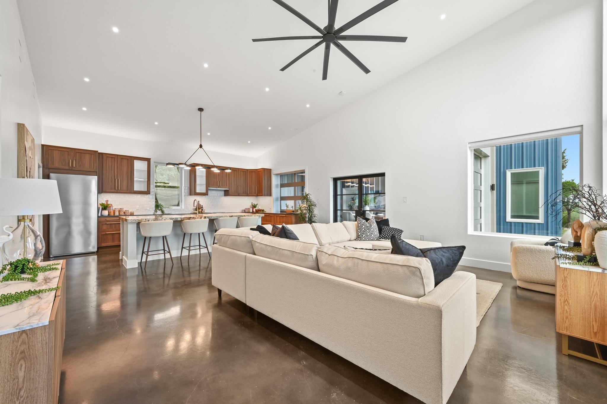 2300 Stagecoach Ranch Loop # B, Dripping Springs, TX 78620