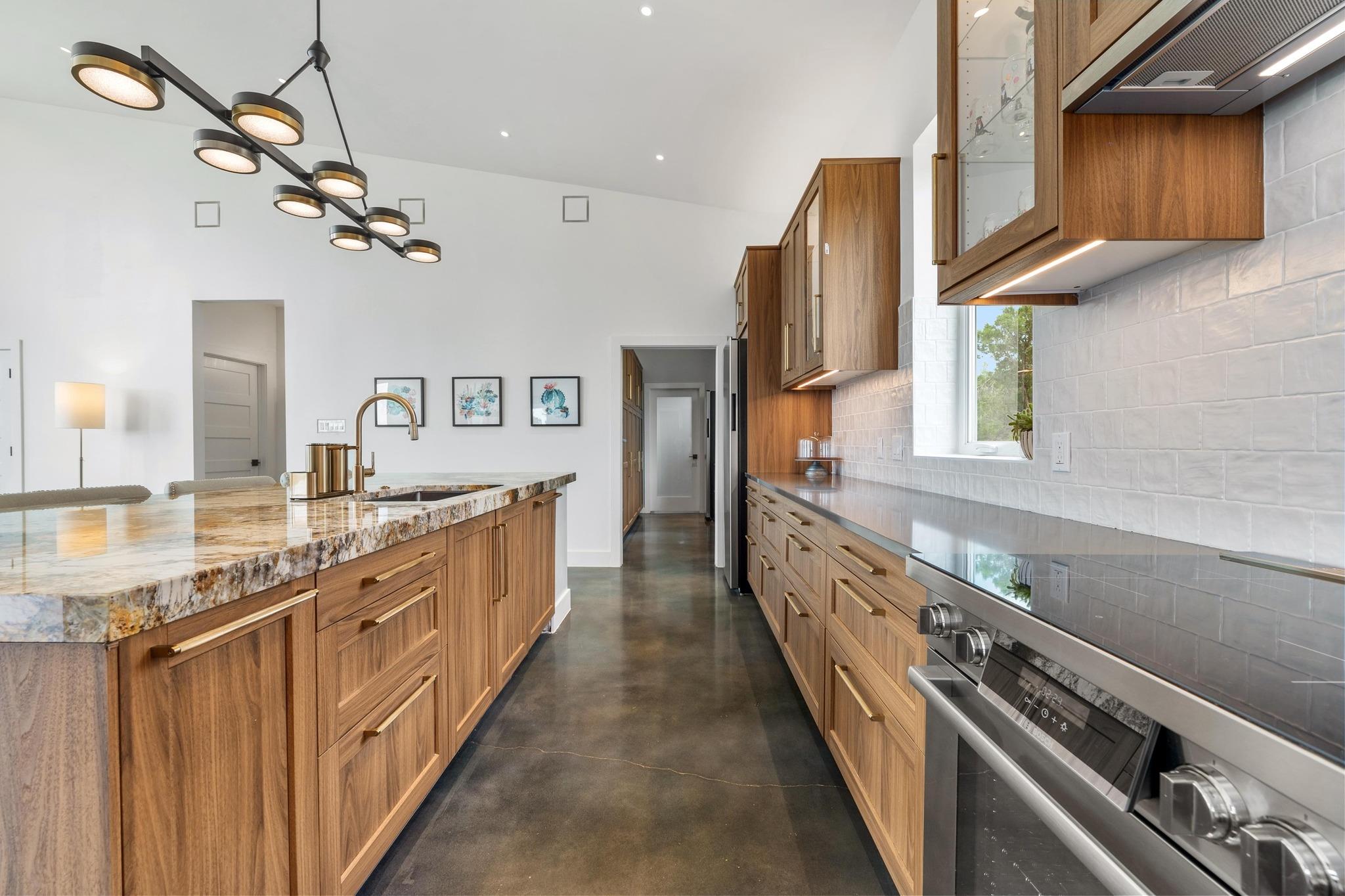 2300 Stagecoach Ranch Loop # B, Dripping Springs, TX 78620