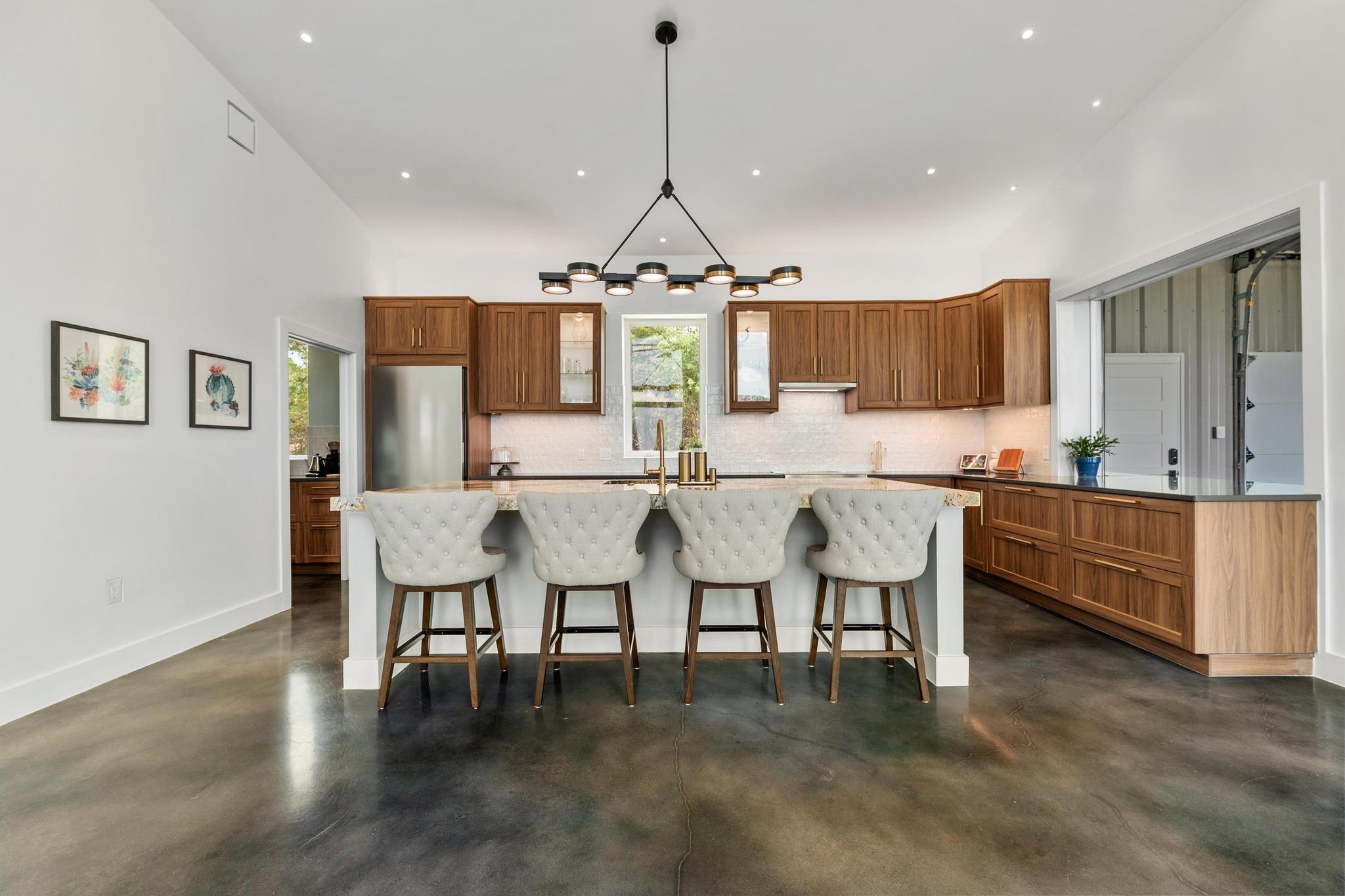 2300 Stagecoach Ranch Loop # B, Dripping Springs, TX 78620