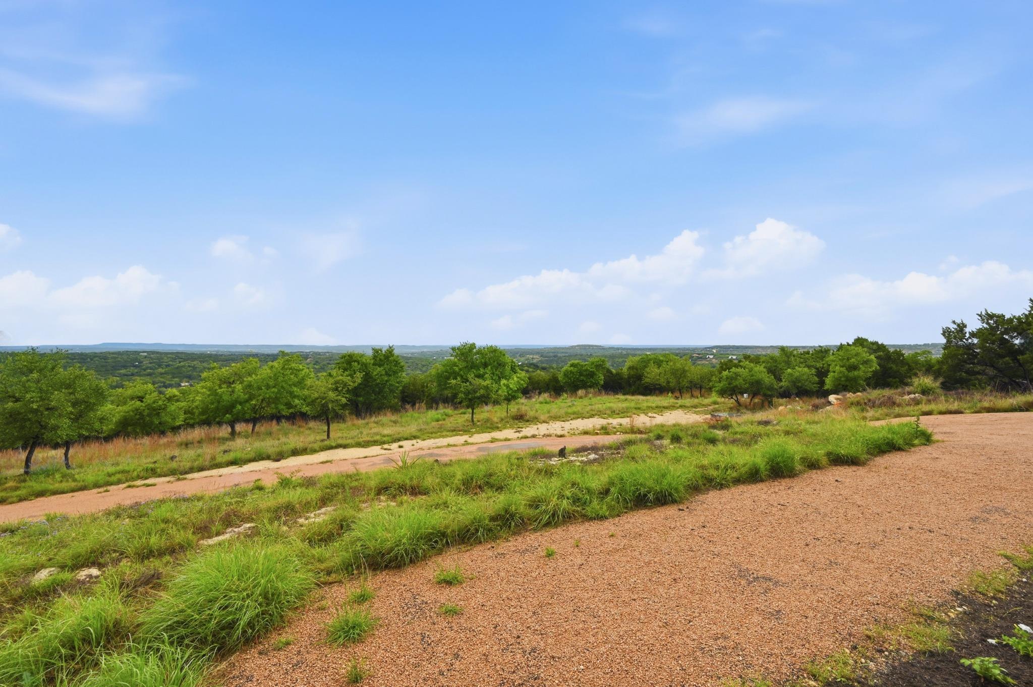 2300 Stagecoach Ranch Loop # B, Dripping Springs, TX 78620