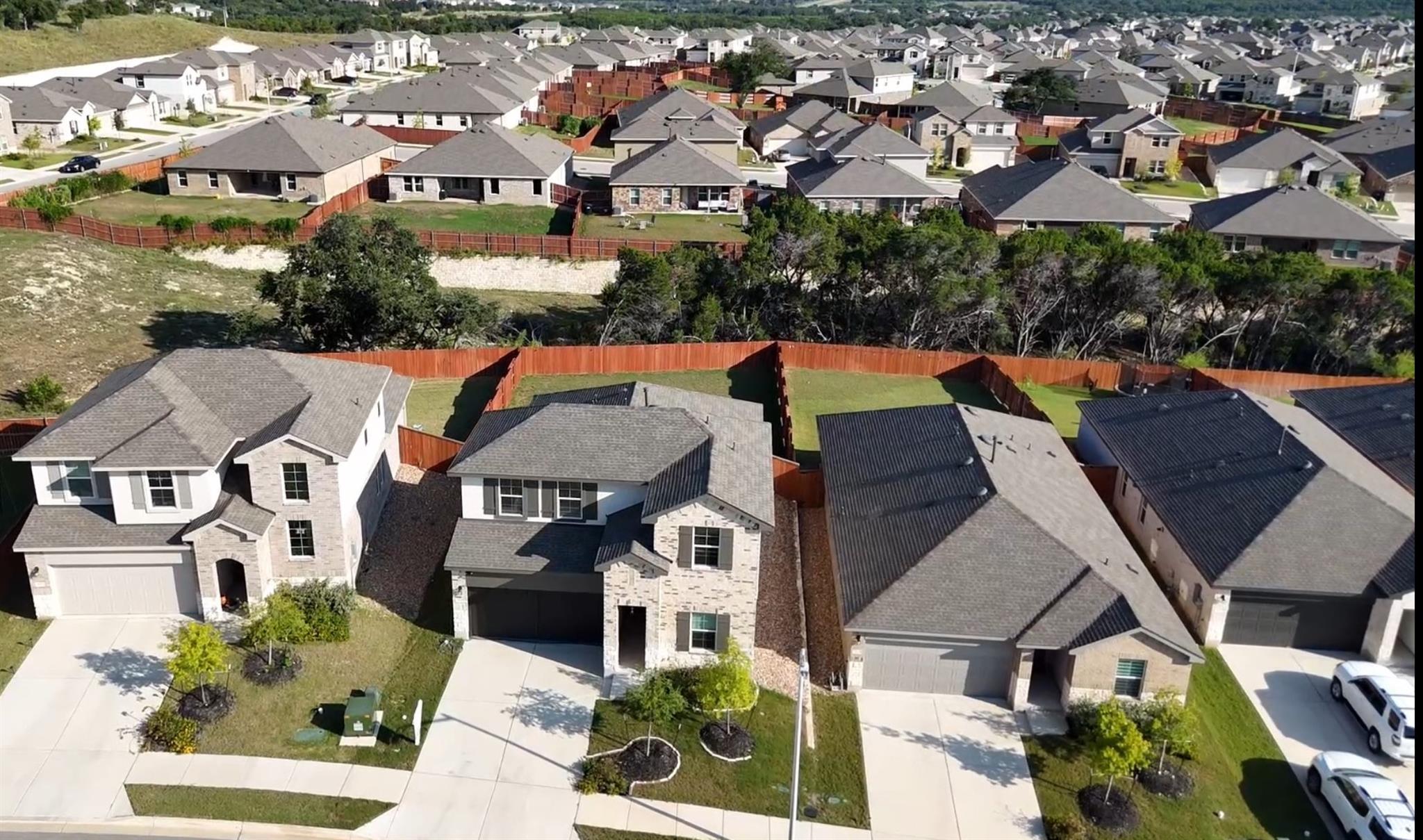 2428 Hackamore Dr, Leander, TX 78641